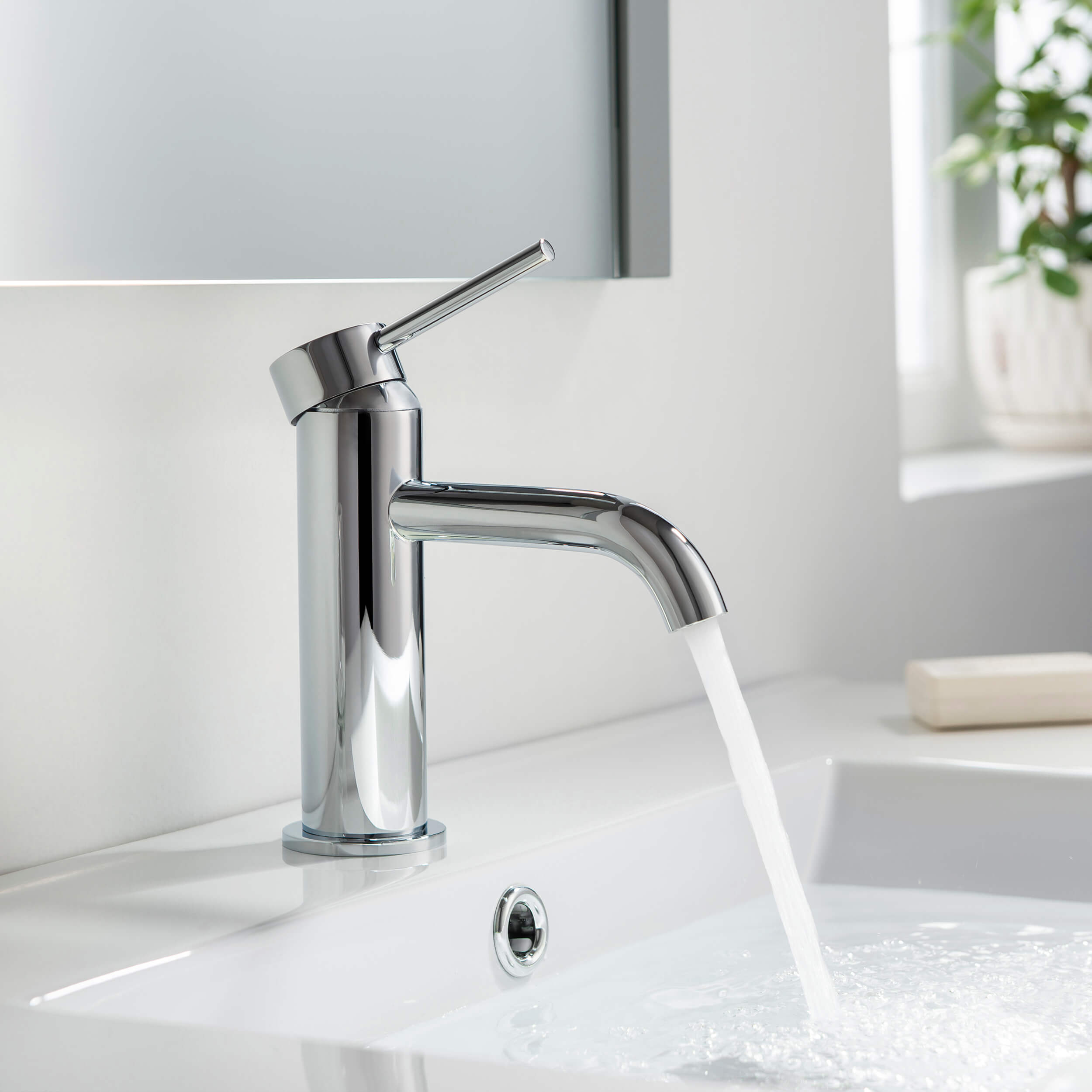 Halo Single Handle Bathroom Vanity Sink Faucet with Pop Up Drain