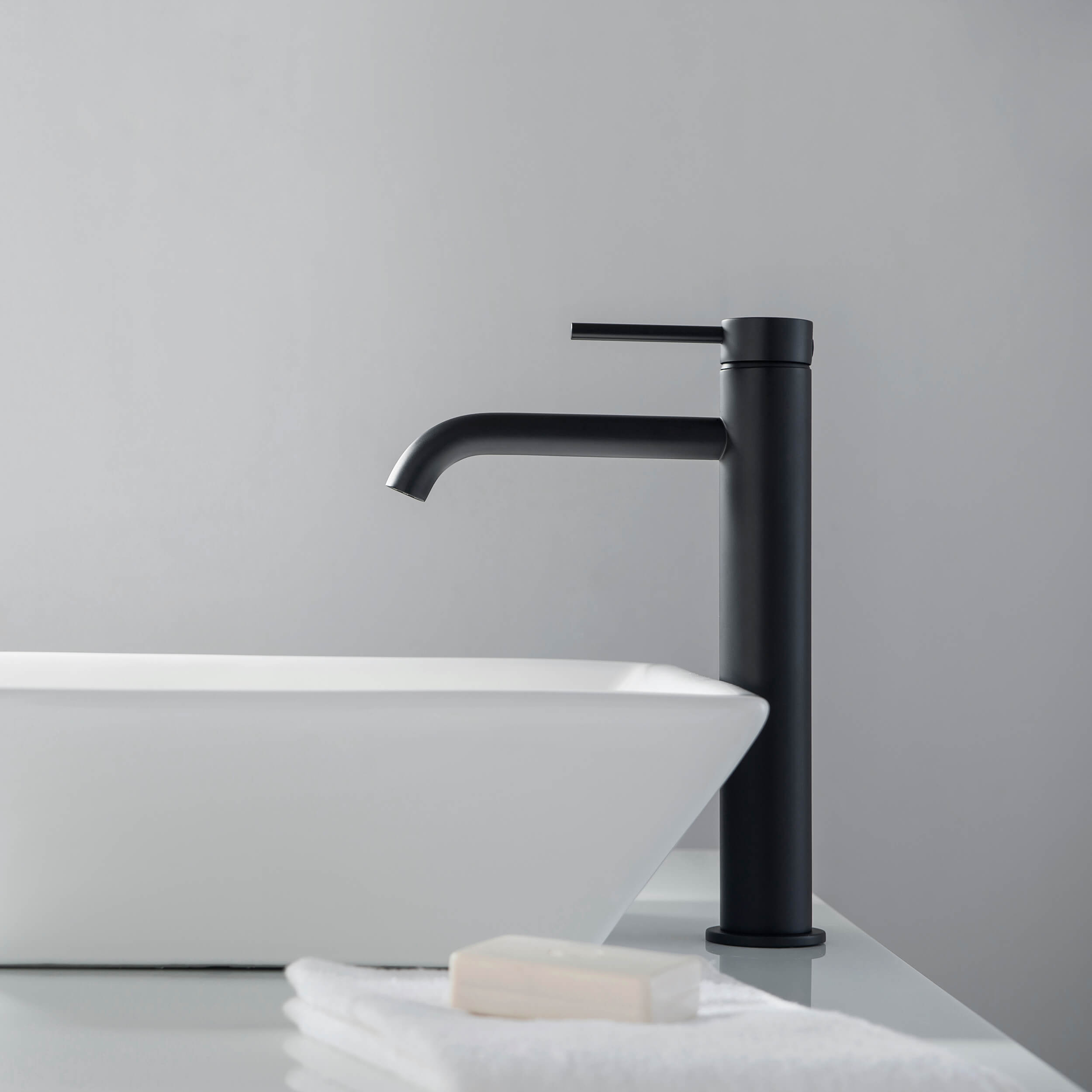 Halo Single Handle Bathroom Vessel Sink Faucet with Pop Up Drain