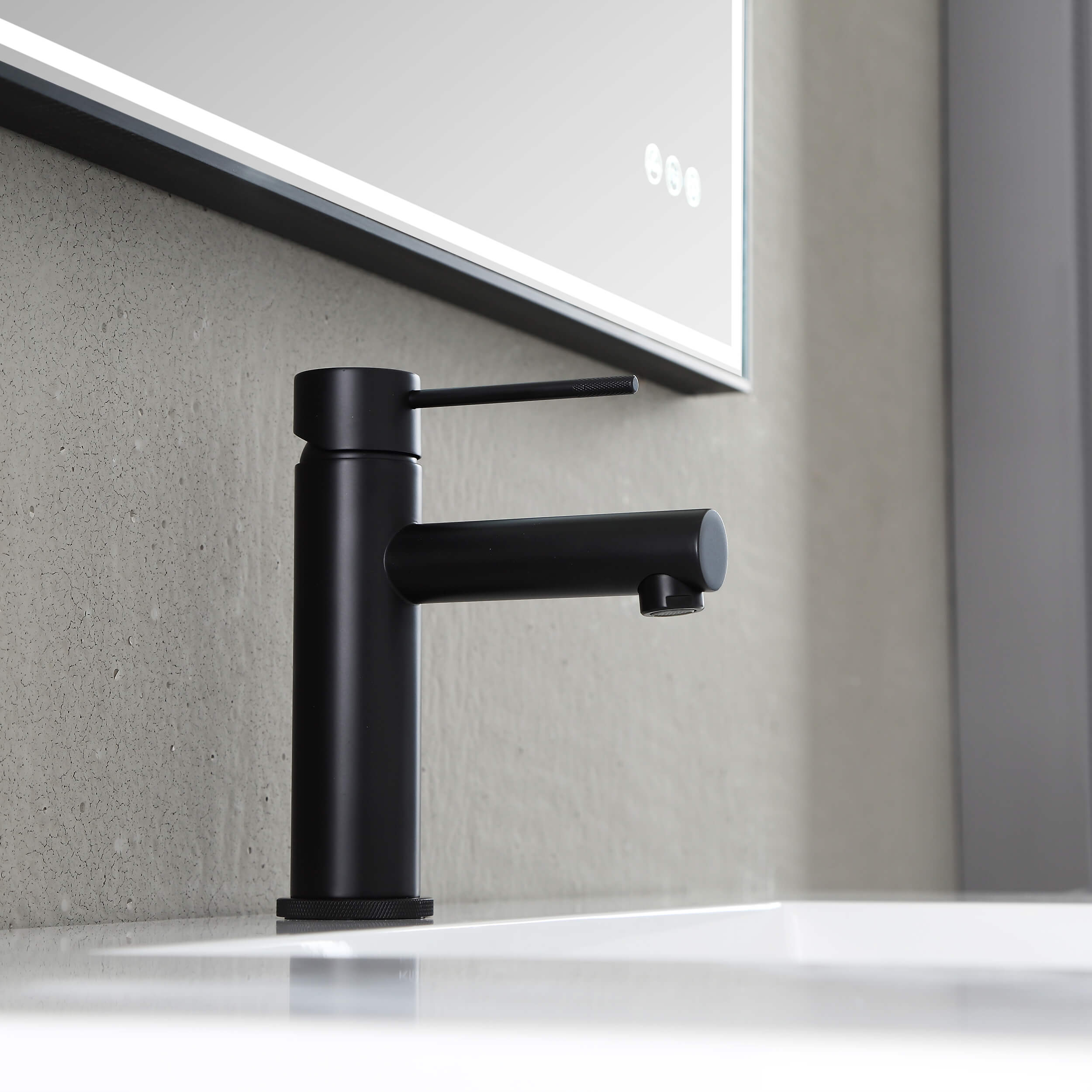 Verona Single Handle Bathroom Vanity Sink Faucet with Pop Up Drain