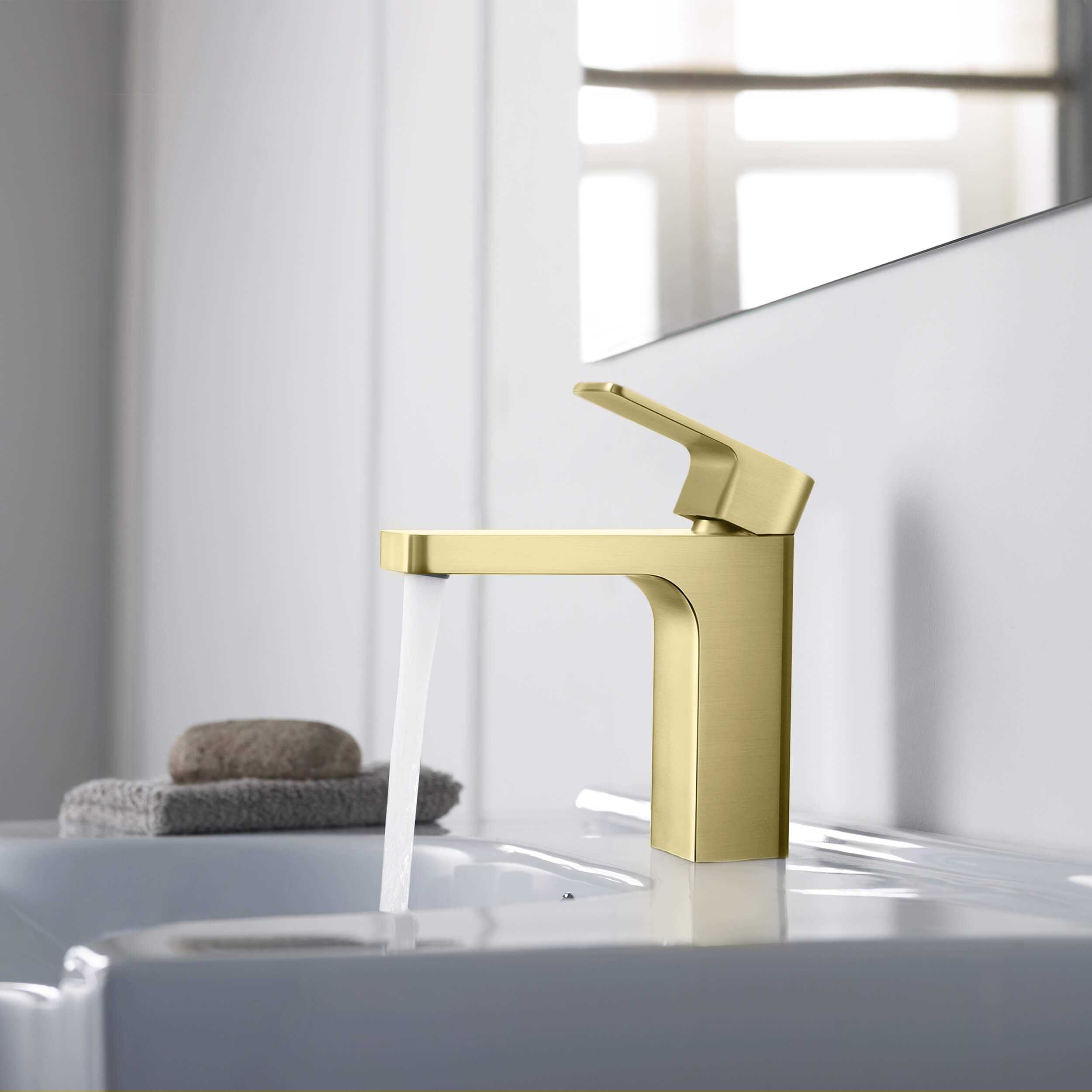 Fusion Single Handle Bathroom Vanity Sink Faucet with Pop Up Drain