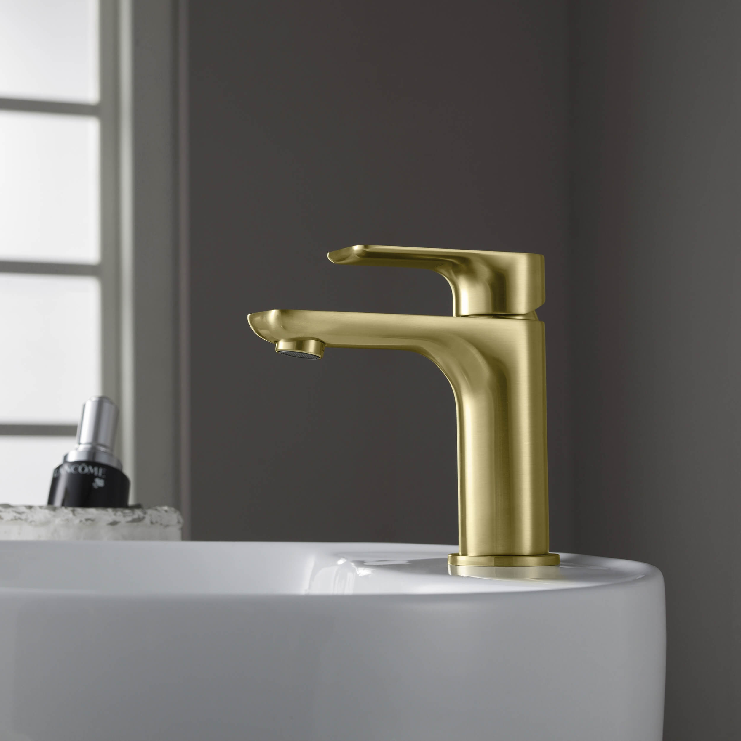 Austin Single Handle Bathroom Vanity Sink Faucet with Pop Up Drain