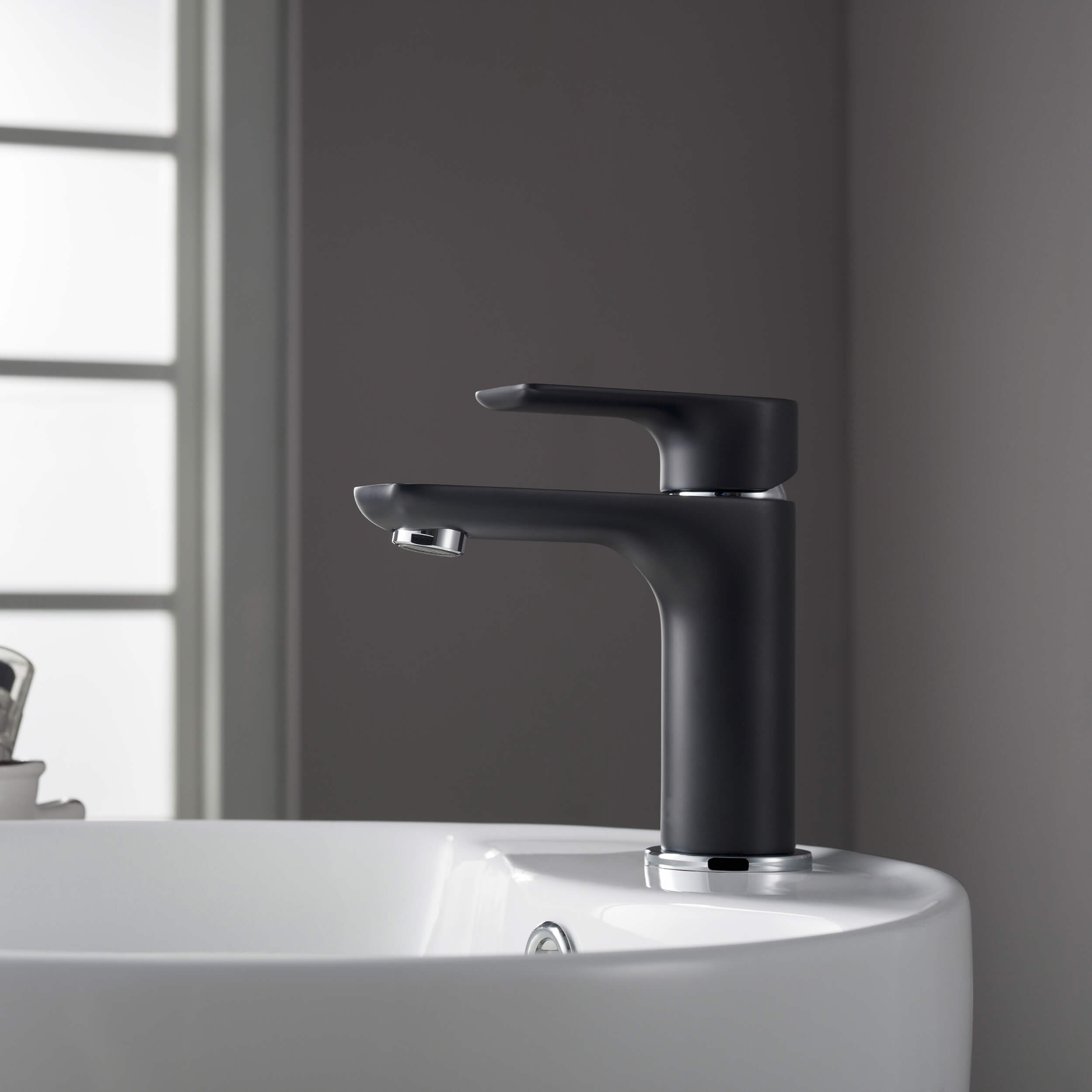 Austin Single Handle Bathroom Vanity Sink Faucet with Pop Up Drain