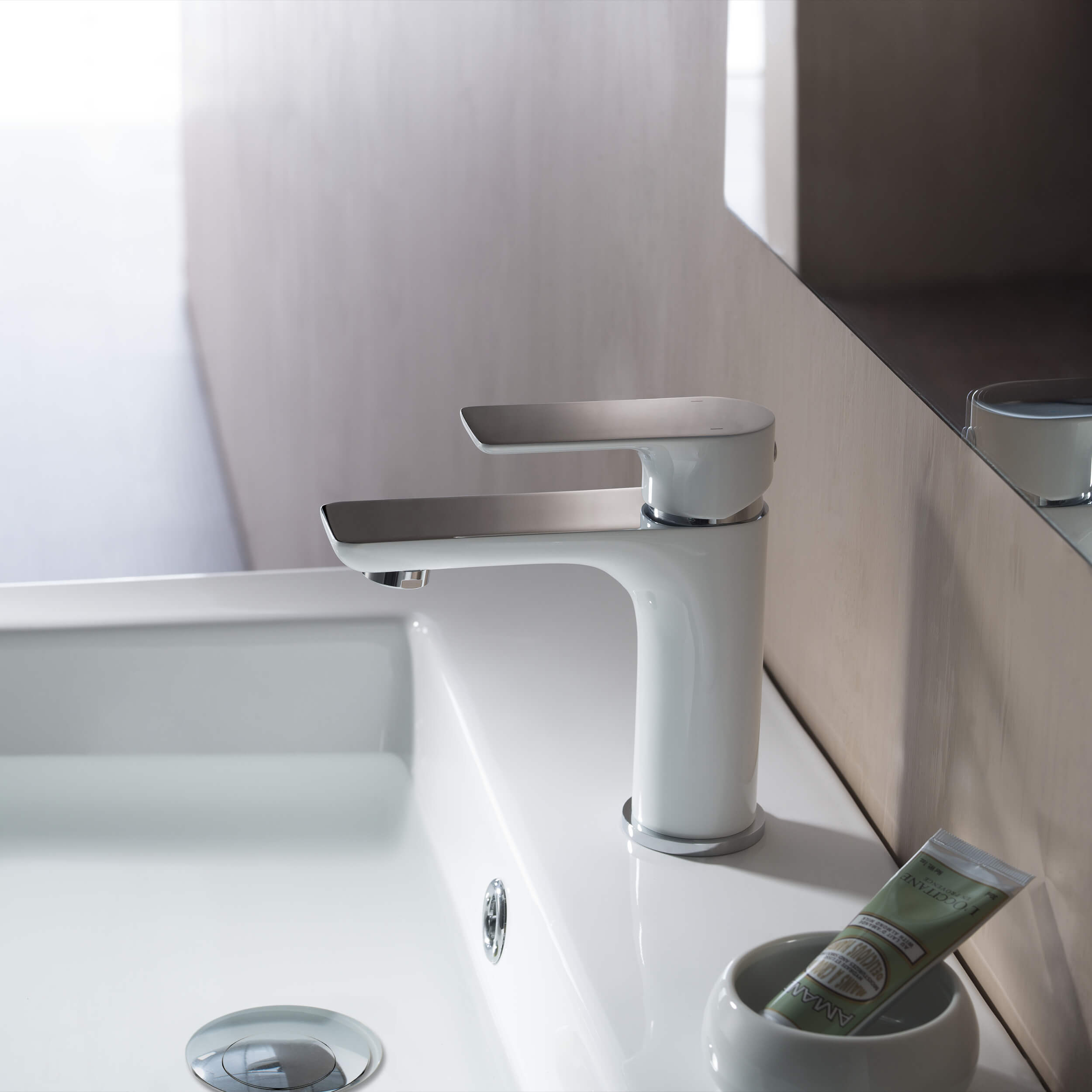 Austin Single Handle Bathroom Vanity Sink Faucet with Pop Up Drain