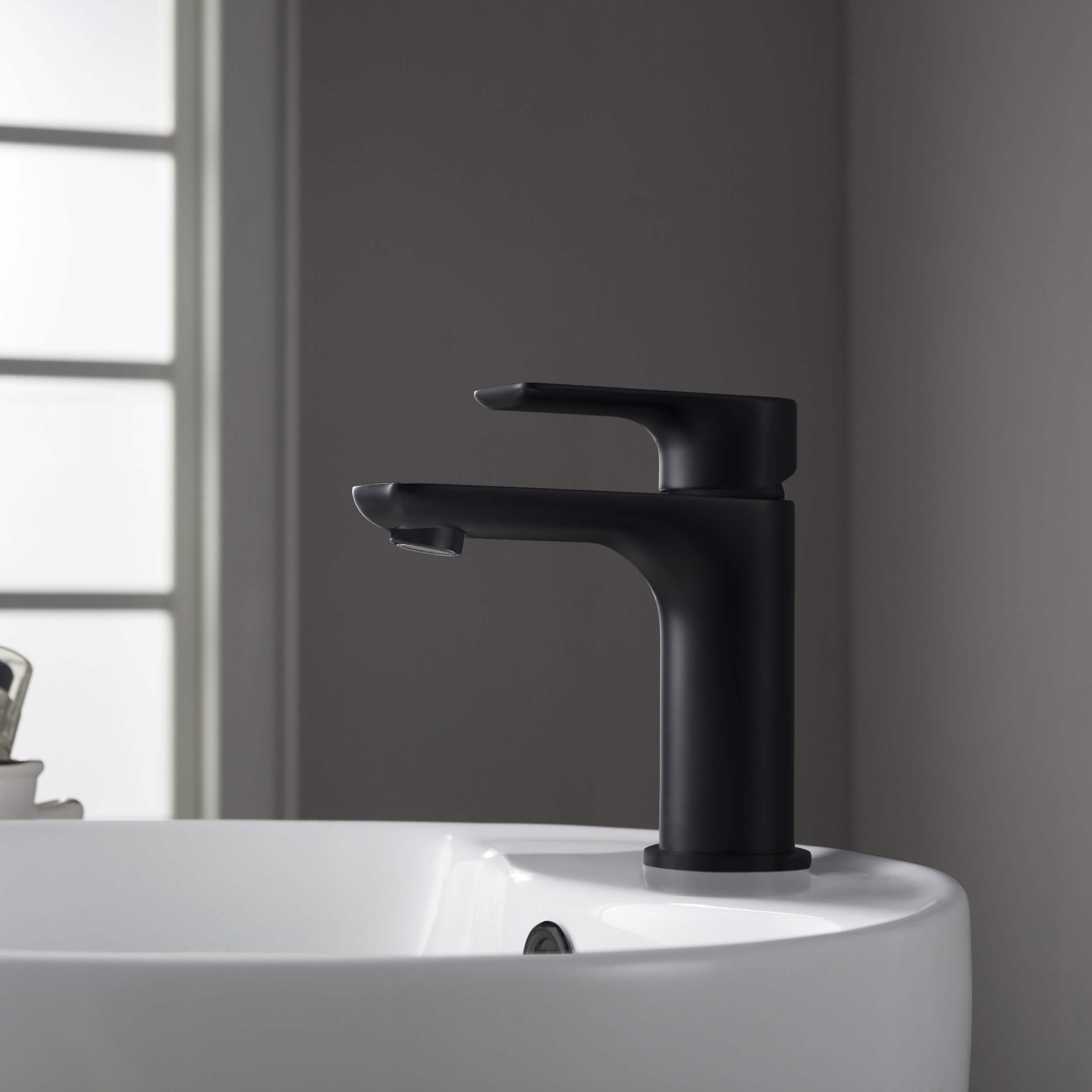Austin Single Handle Bathroom Vanity Sink Faucet with Pop Up Drain