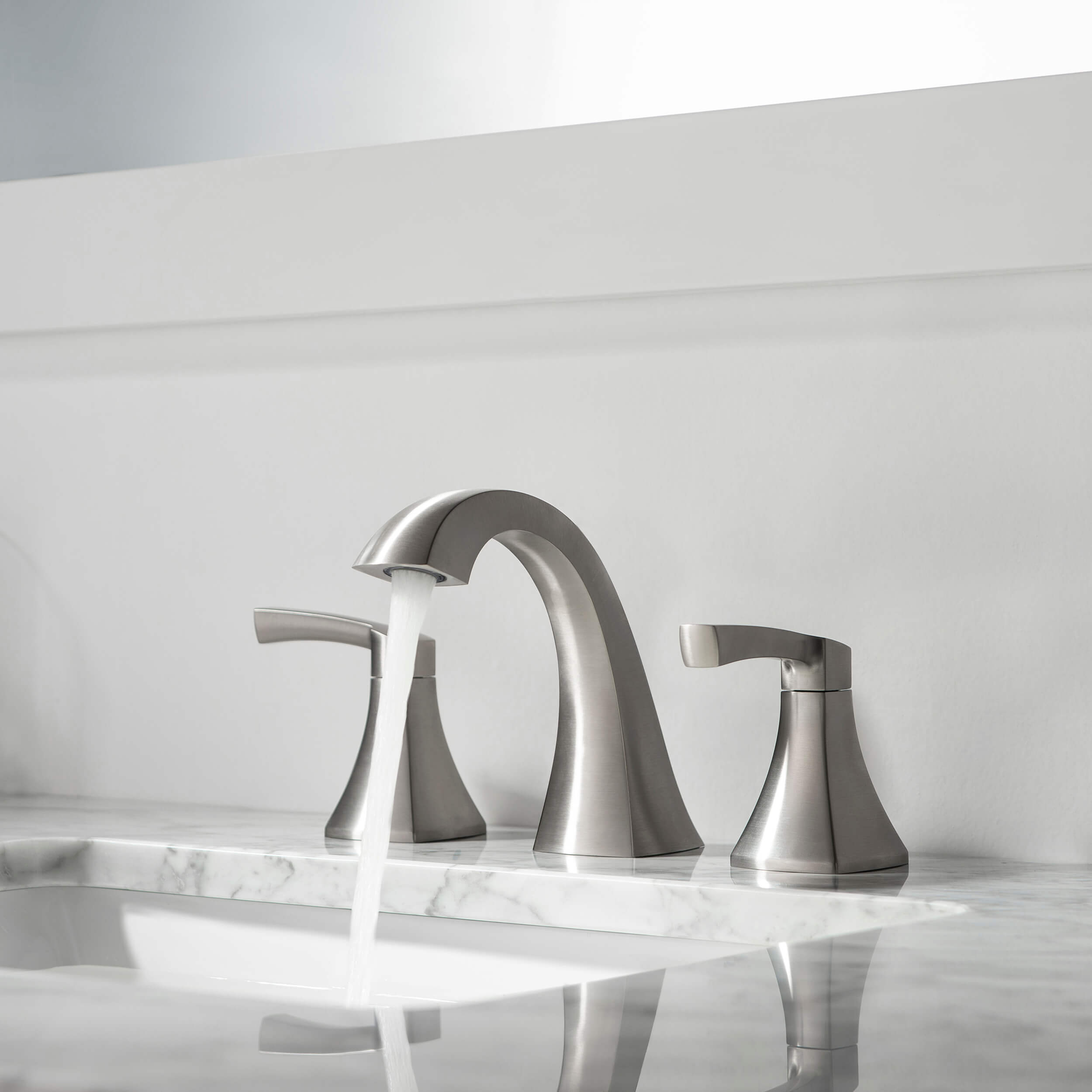 Vermont 8" Widespread Bathroom Sink Faucet with Drain Assembly