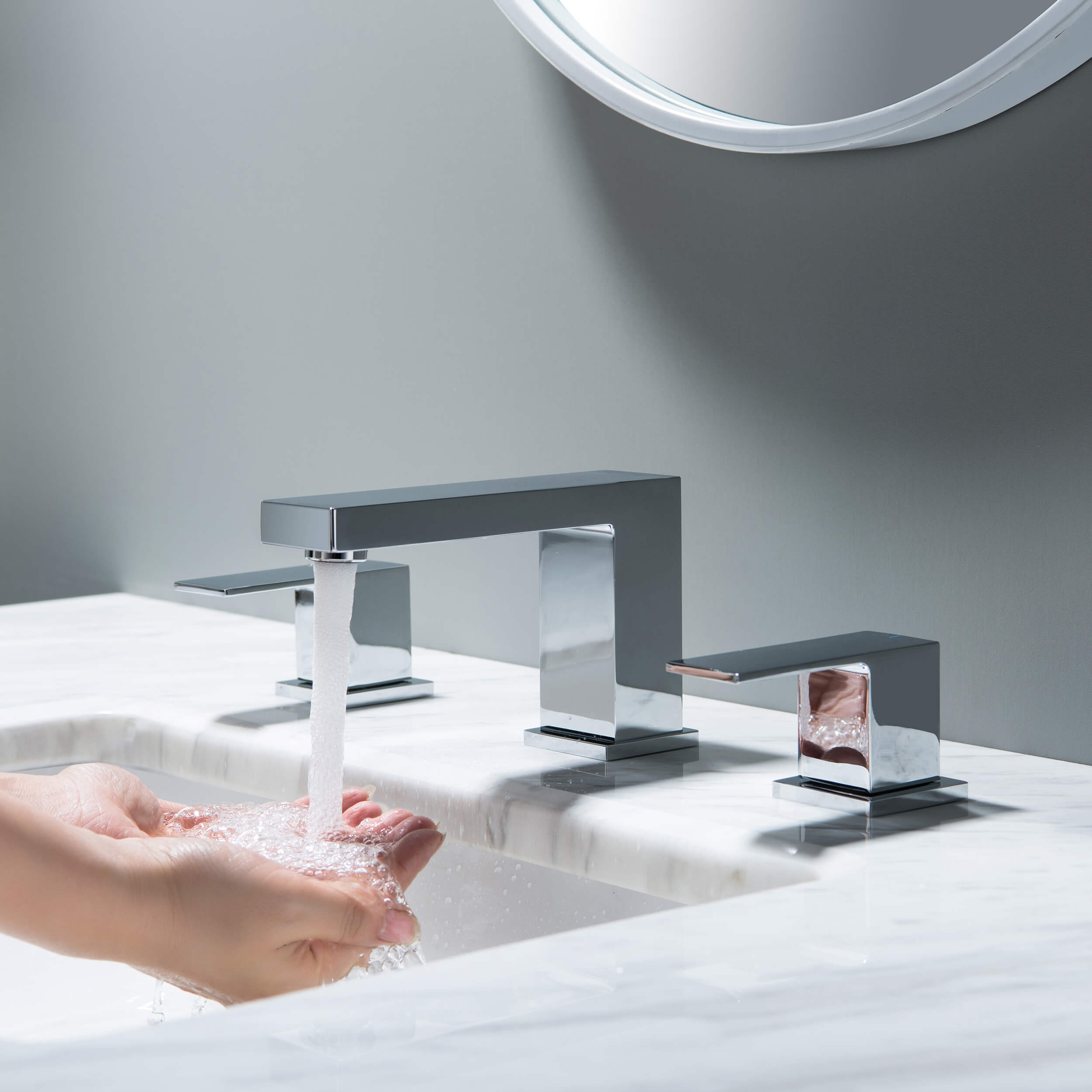 Quadra 8" Widespread Bathroom Sink Faucet with Drain Assembly