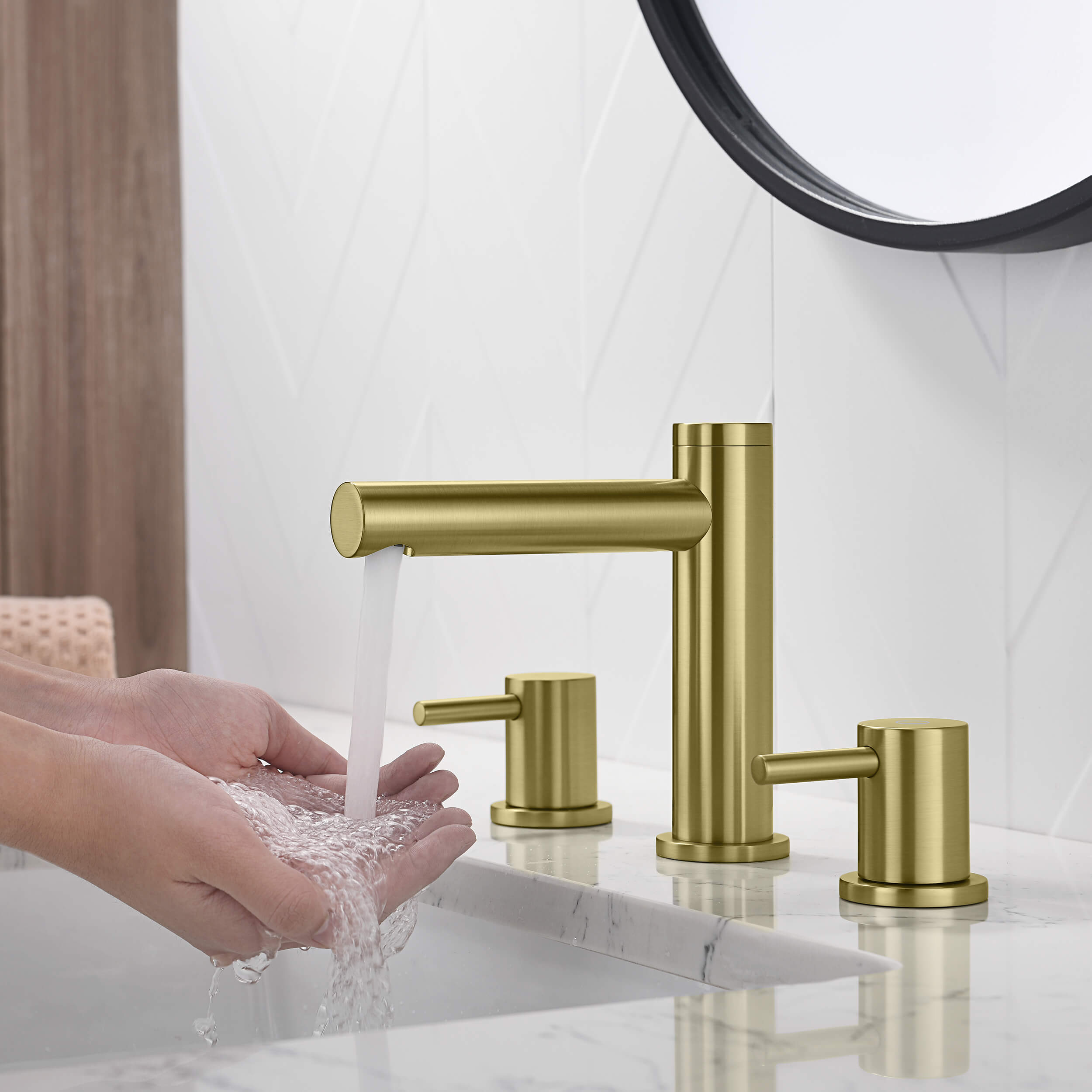 Halo 8" Widespread Bathroom Sink Faucet with Drain Assembly