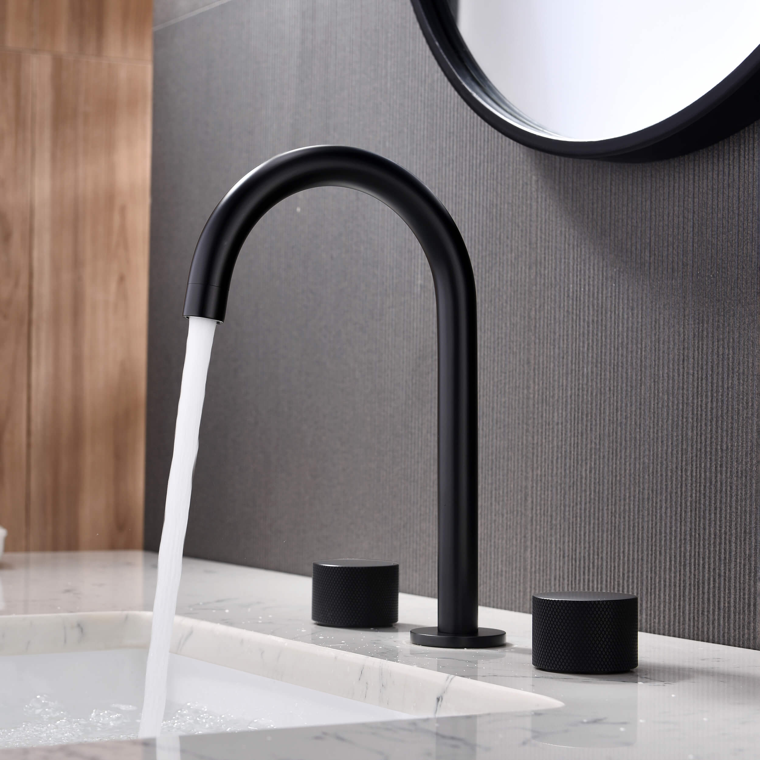 Verona 8" Widespread Bathroom Sink Faucet with Drain Assembly
