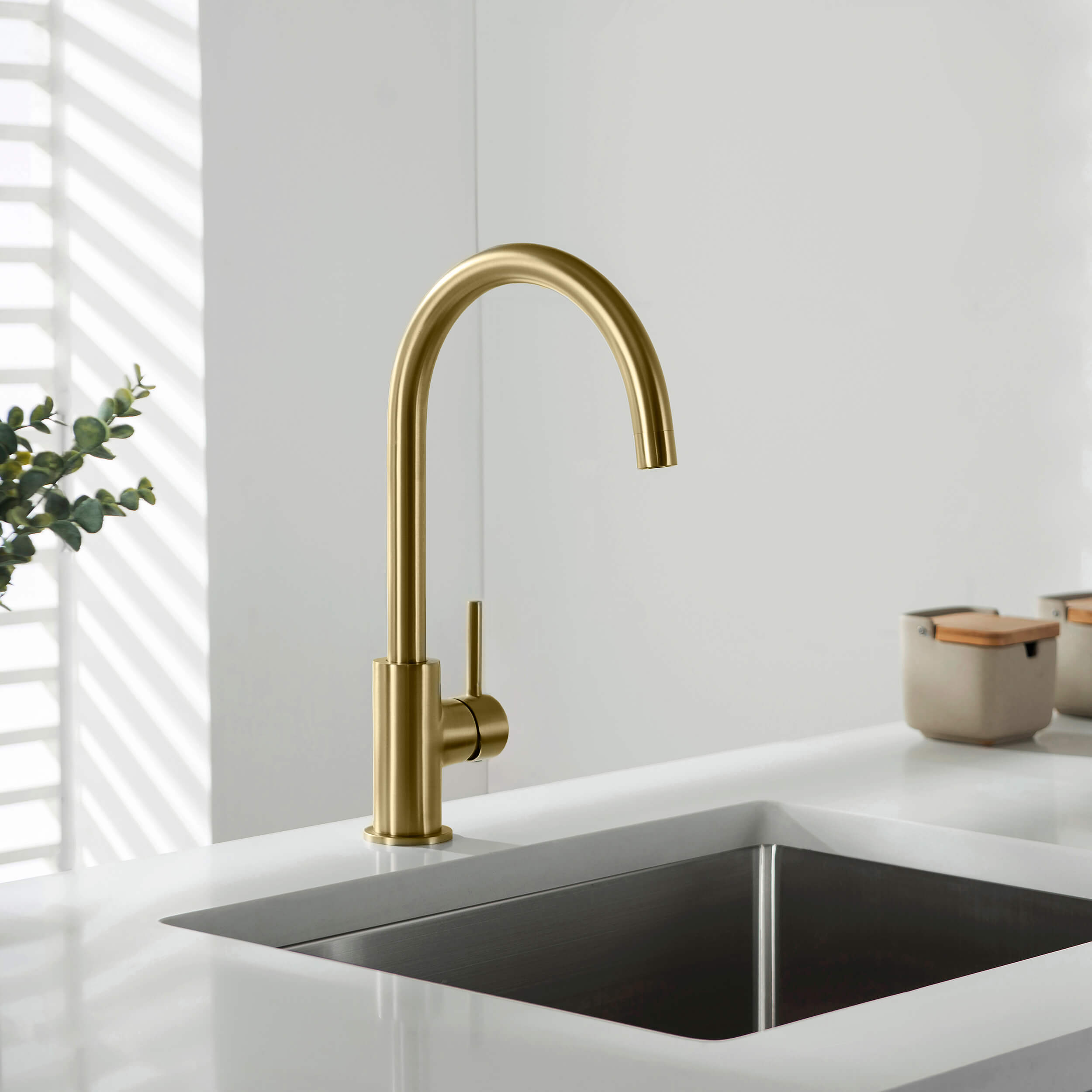 Halo Single Handle Bar Sink Faucet