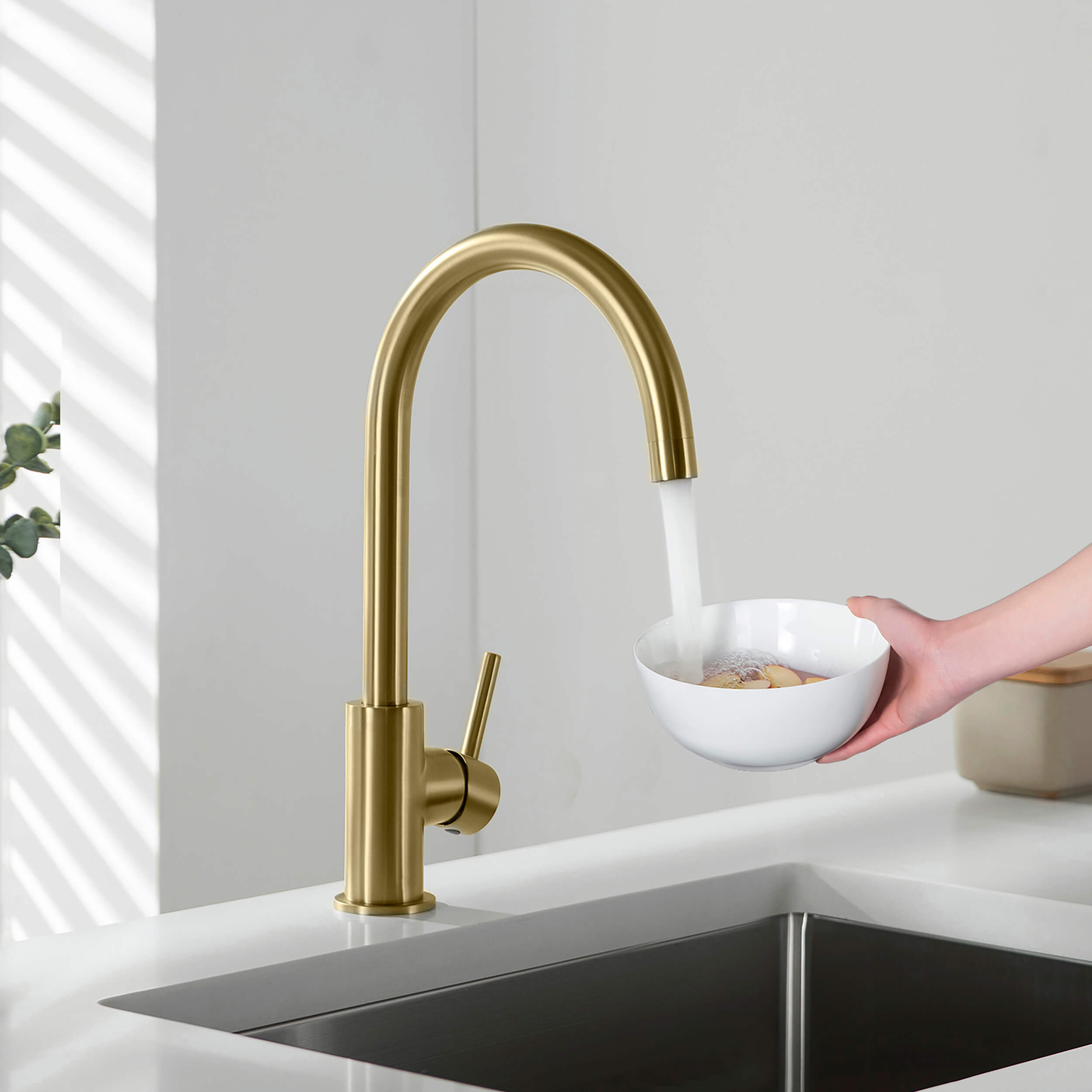 Halo Single Handle Bar Sink Faucet