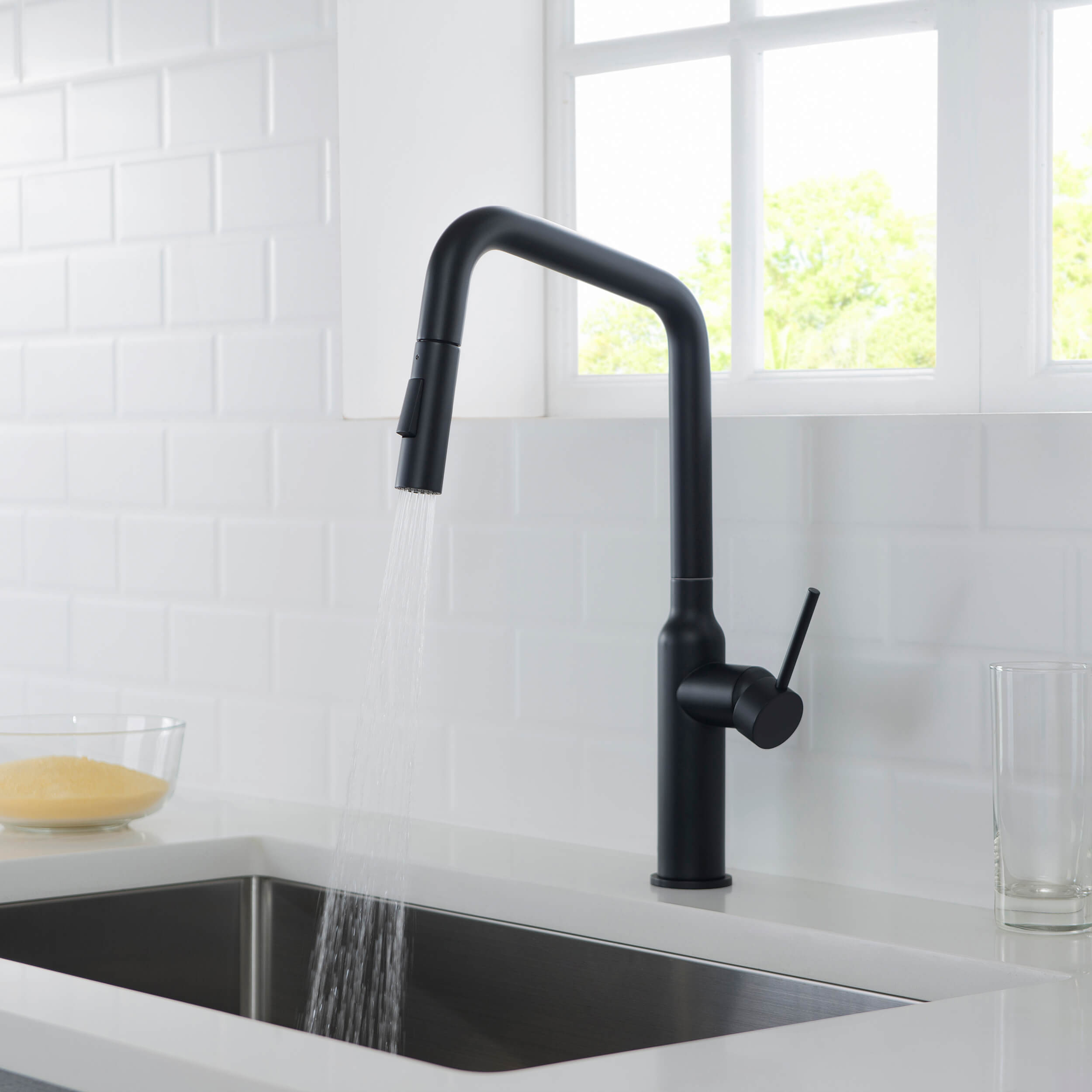 Tampa Single Handle Pull Down Kitchen Sink Faucet