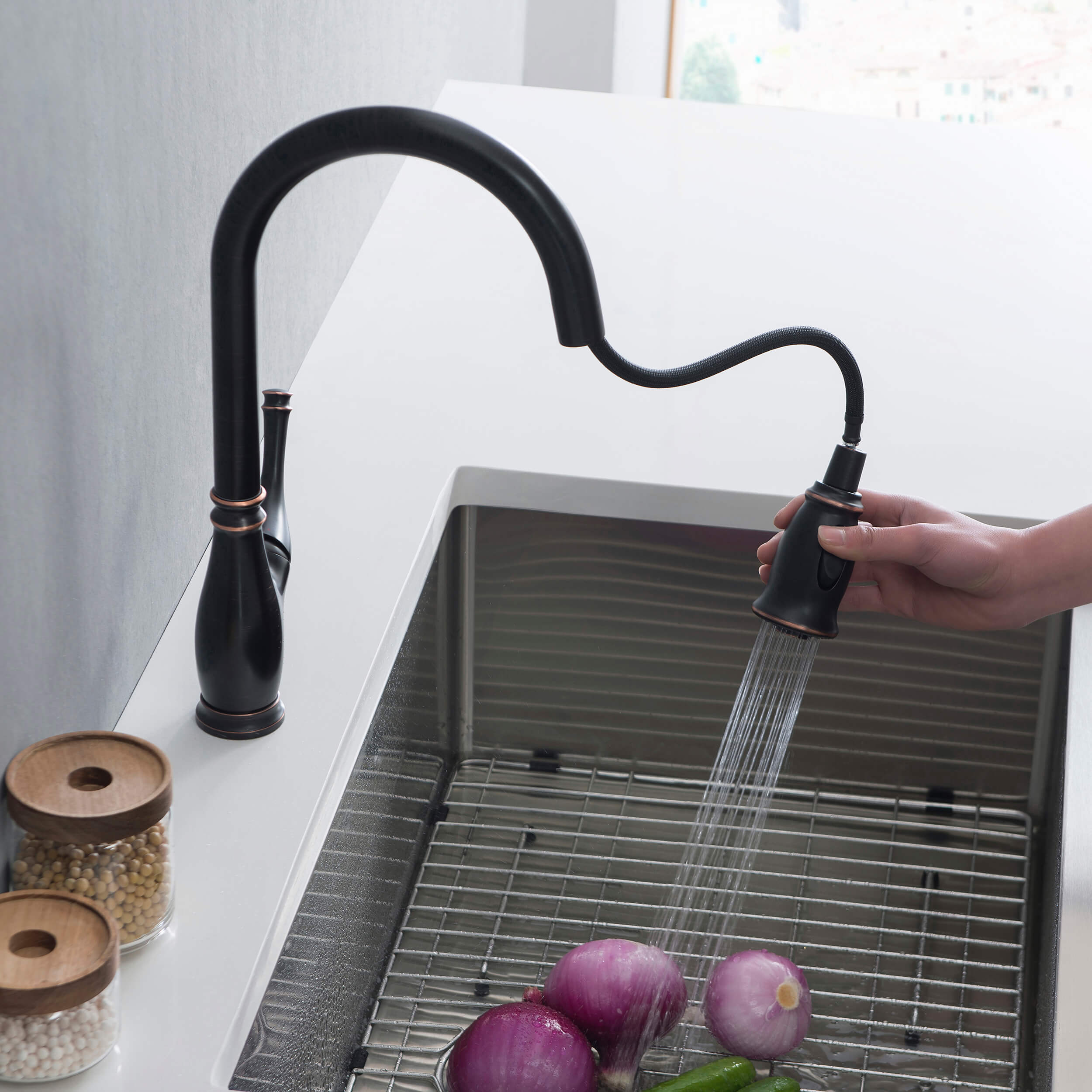 Omaha Single Handle Pull Down Kitchen Sink Faucet