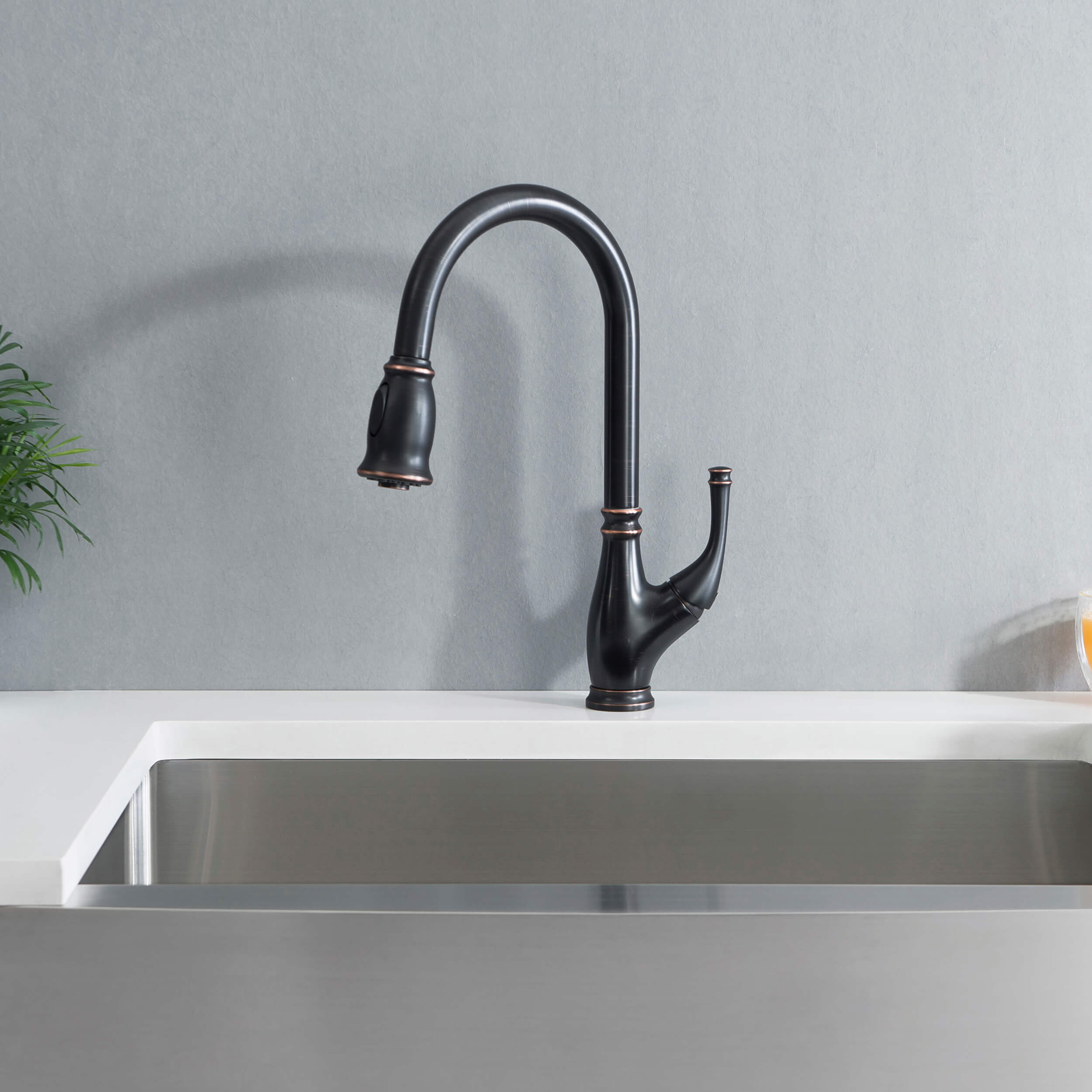 Omaha Single Handle Pull Down Kitchen Sink Faucet