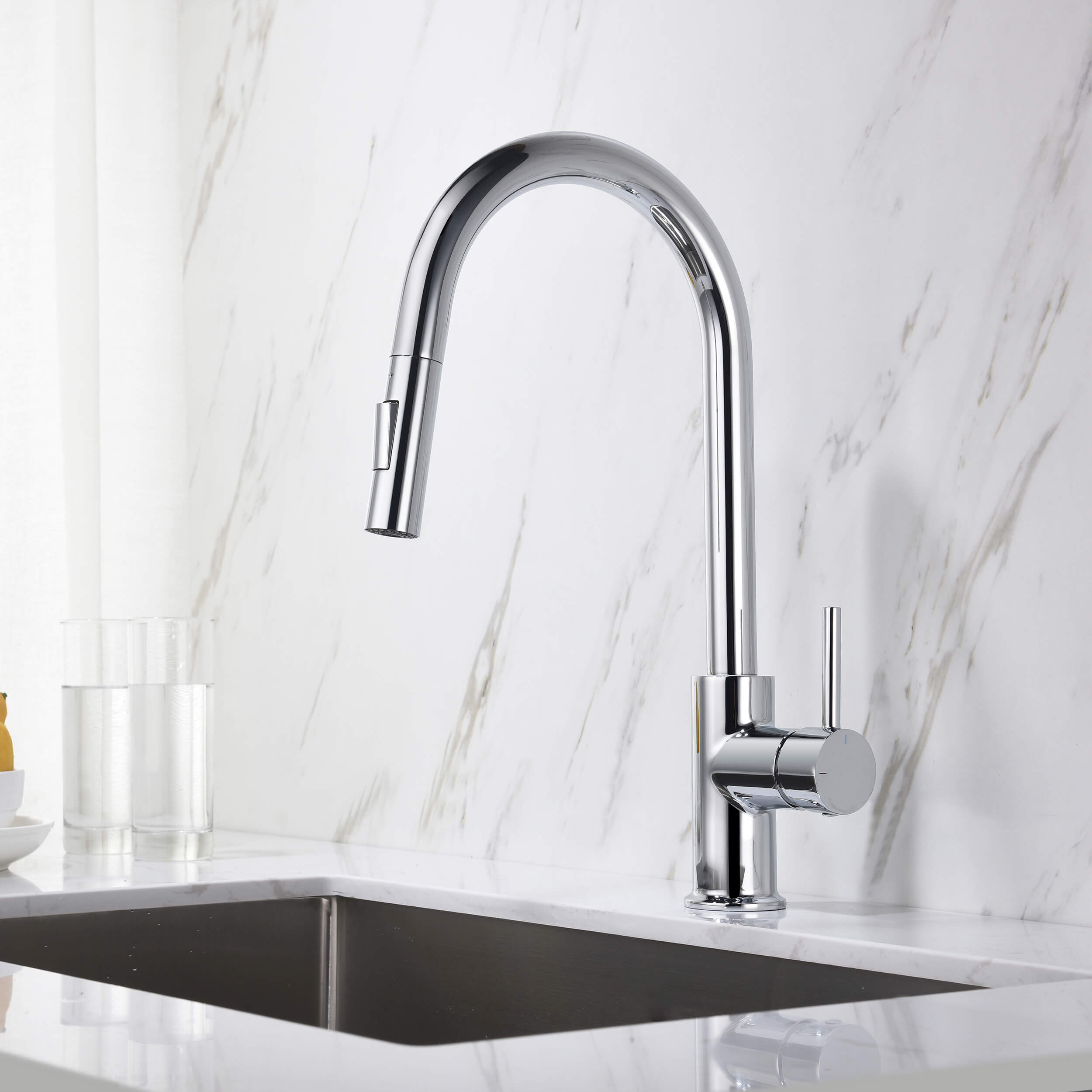 Halo Single Handle Pull Down Kitchen Faucet