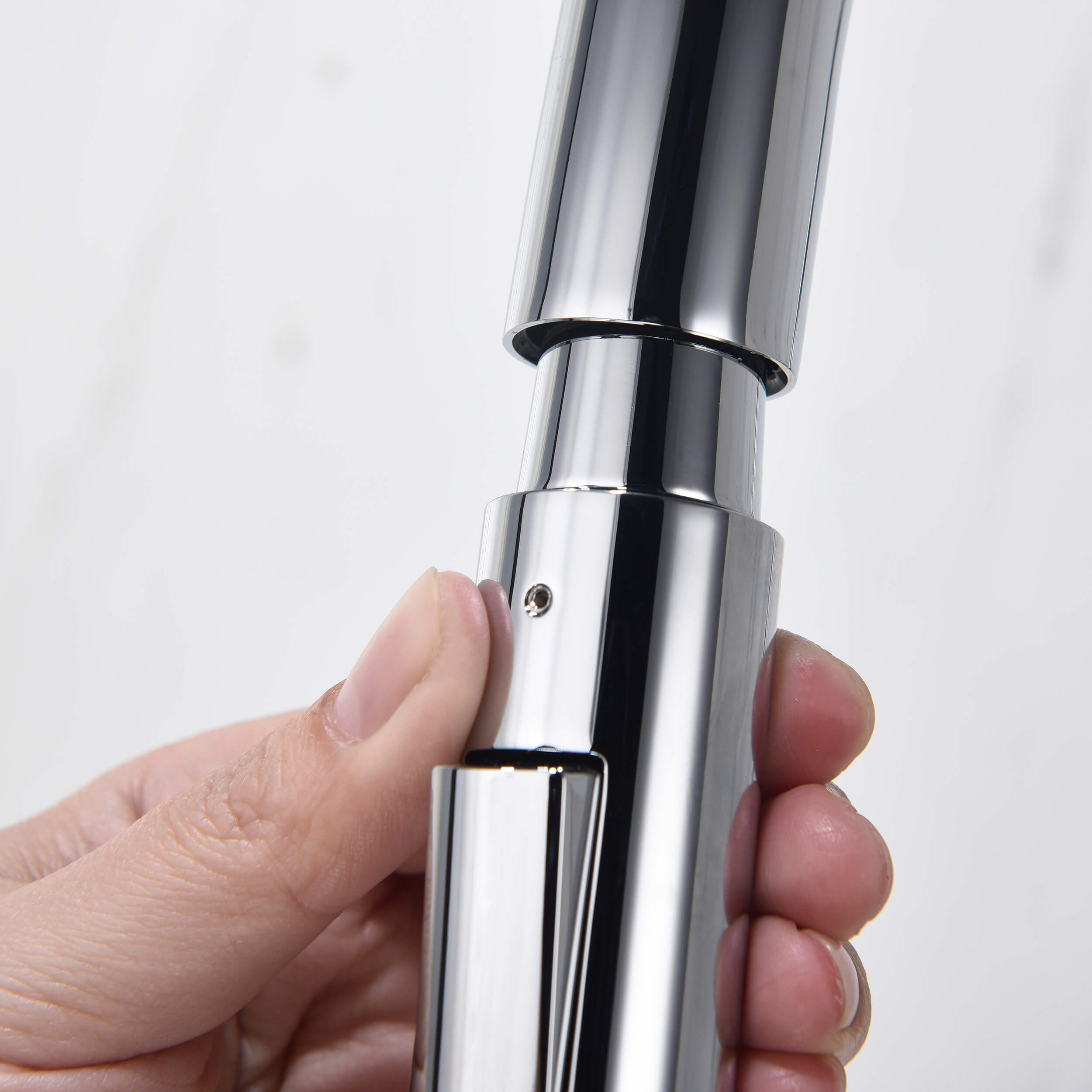 Halo Single Handle Pull Down Kitchen Faucet