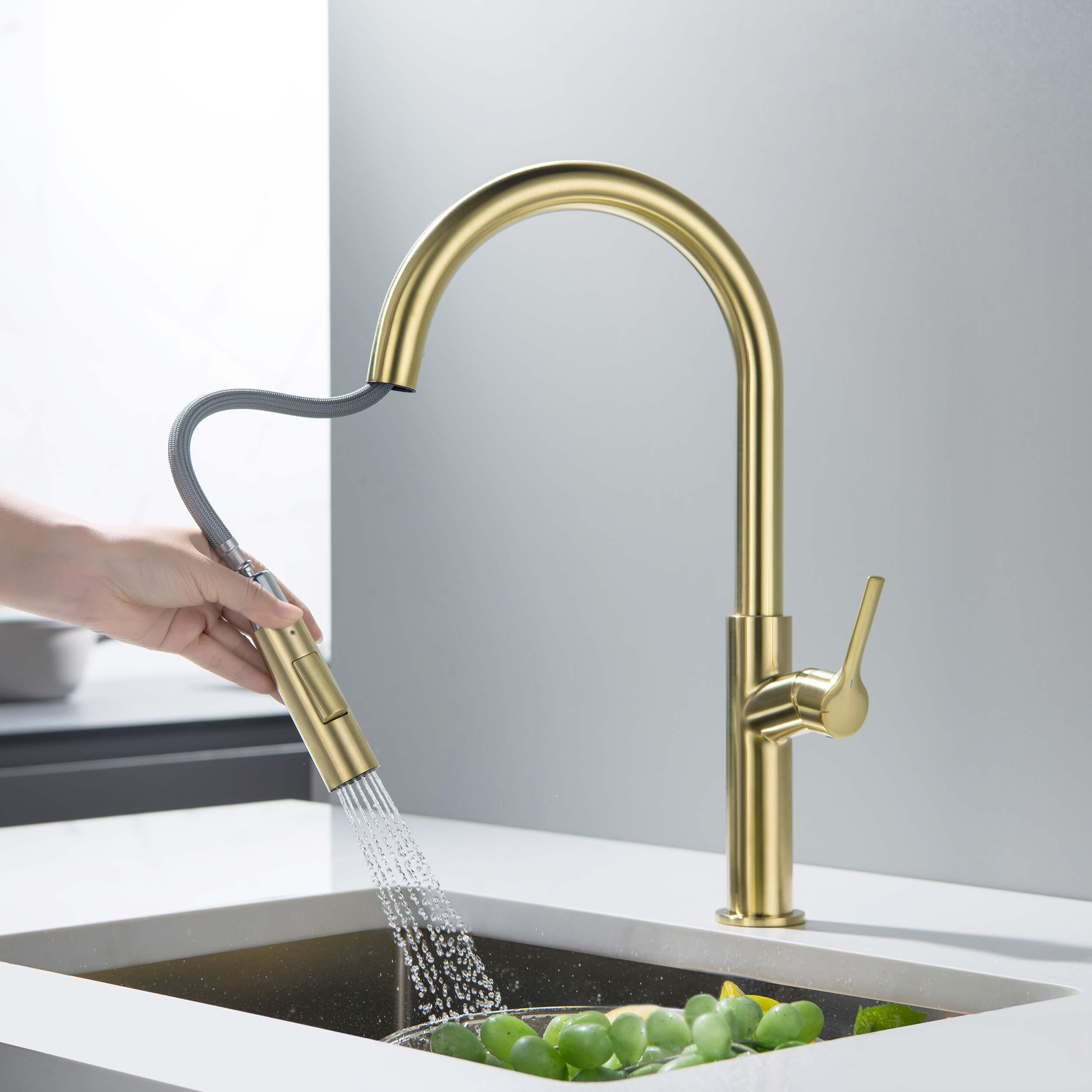 Neo Single Handle Pull Down Kitchen Sink Faucet