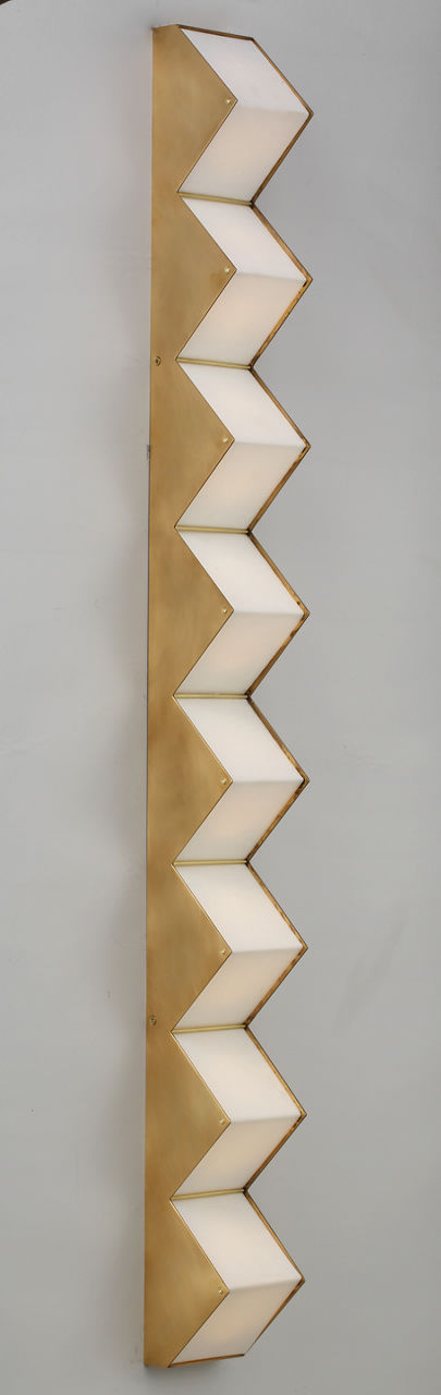 Zig Zag Grande Sconce