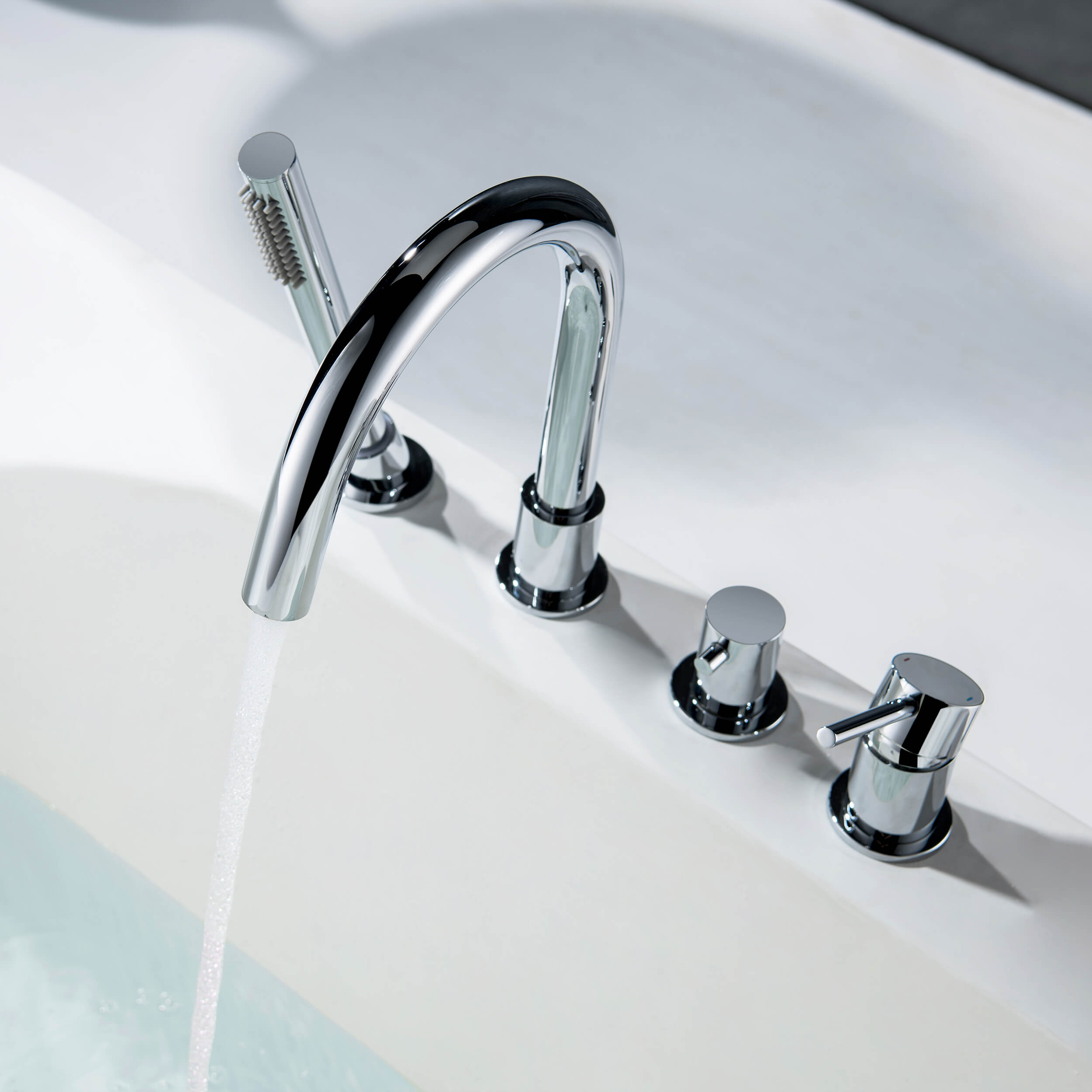Halo Deck Mounted Bathtub Faucet with Hand Shower