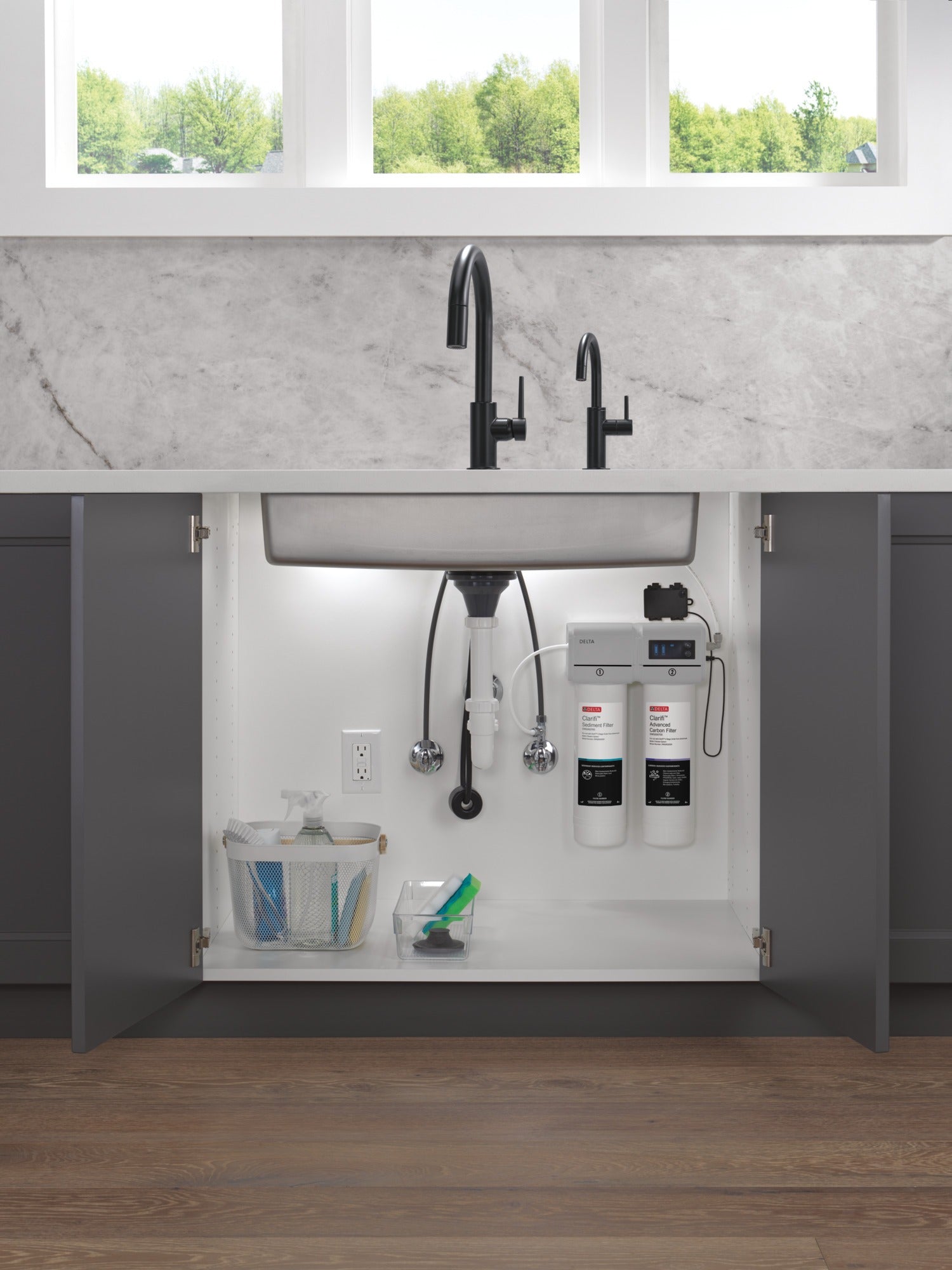 Delta Trinsic® Single Handle Pull-Down Kitchen Faucet