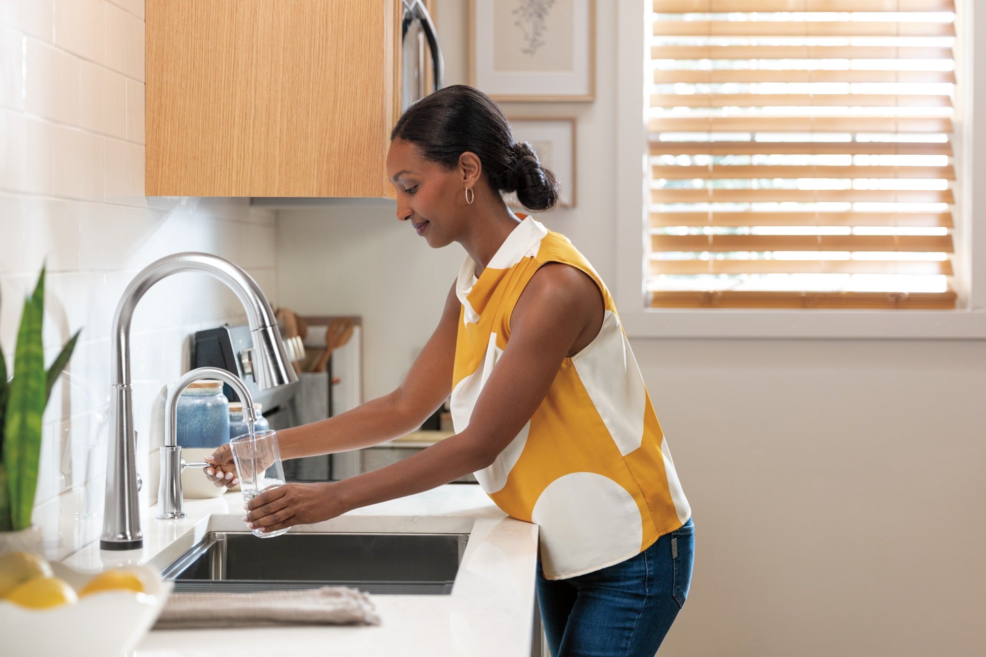 Delta Clarifi™ 2-Stage Under Sink Advanced Water Filtration System