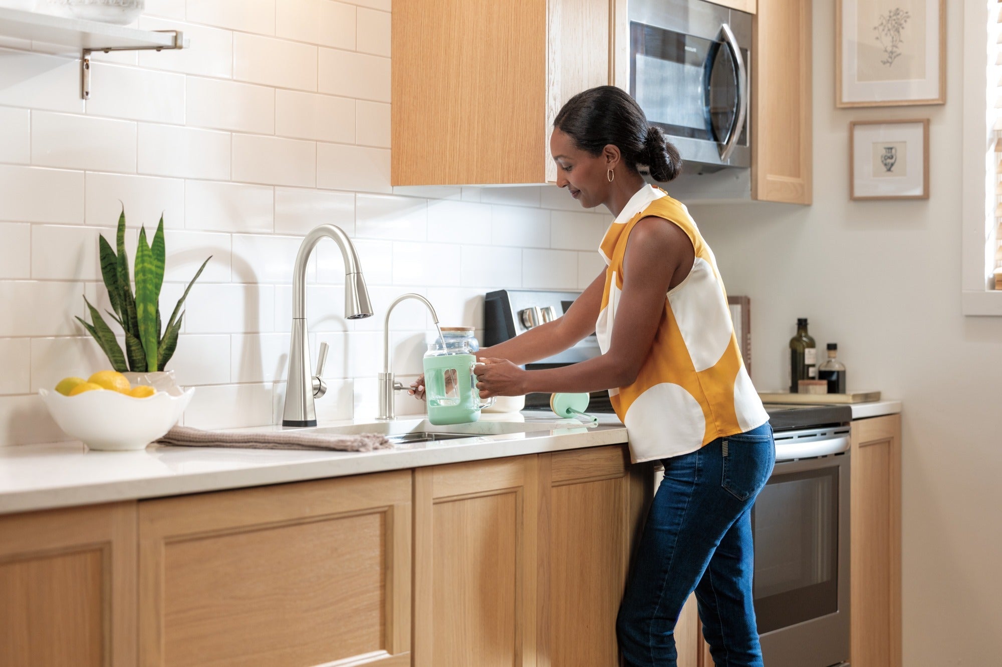 Delta Clarifi™ Contemporary Beverage Faucet