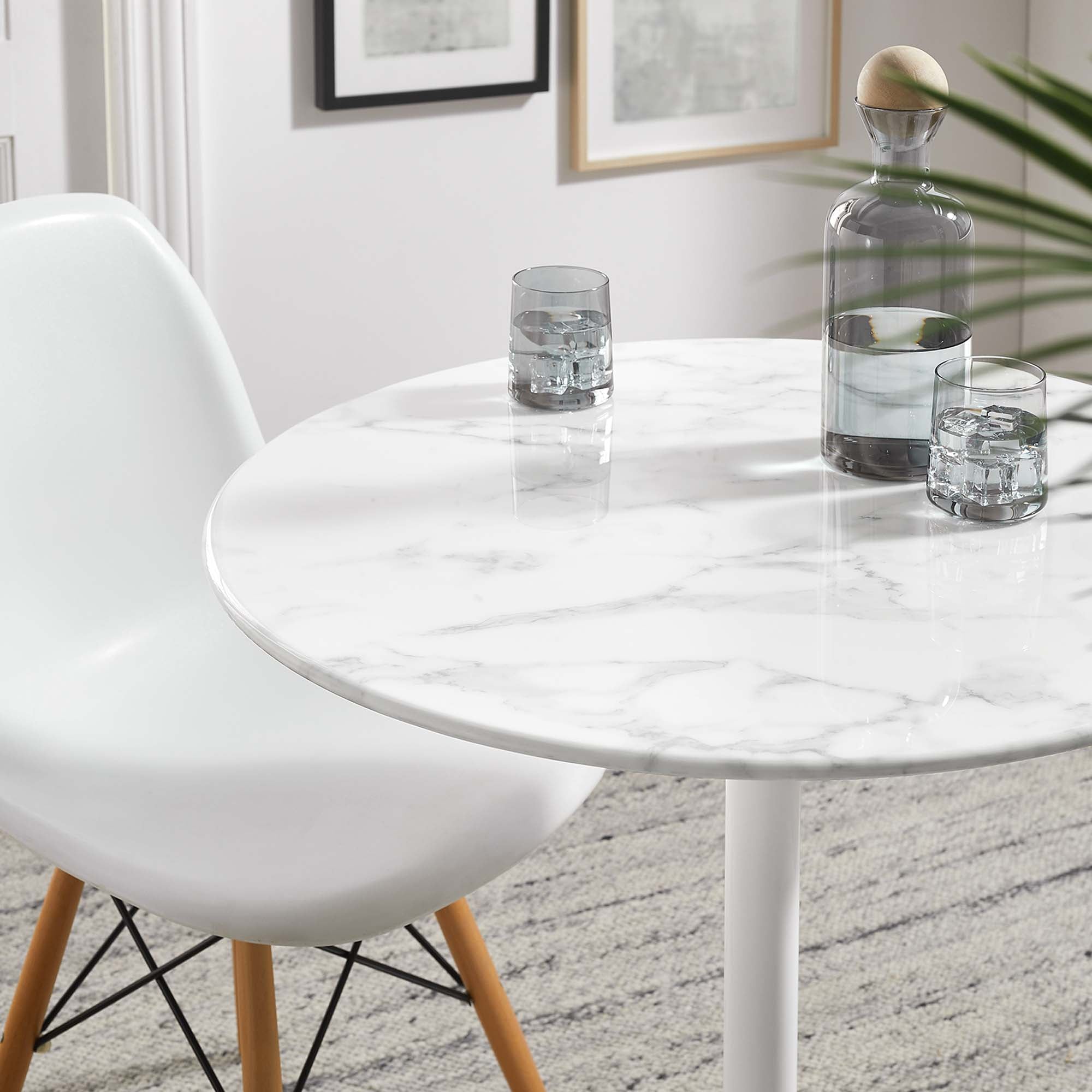 Modway Lippa 28" Round Faux Marble Dining Table