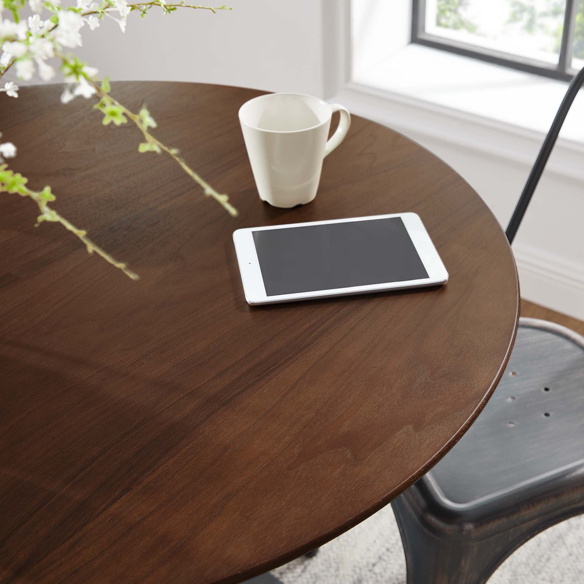 Modway Lippa 36" Round Wood Dining Table