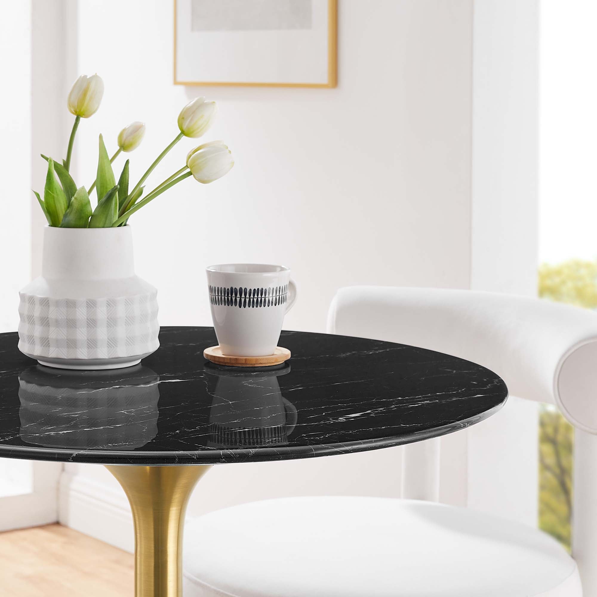 Modway Lippa 28" Round Faux Marble Dining Table