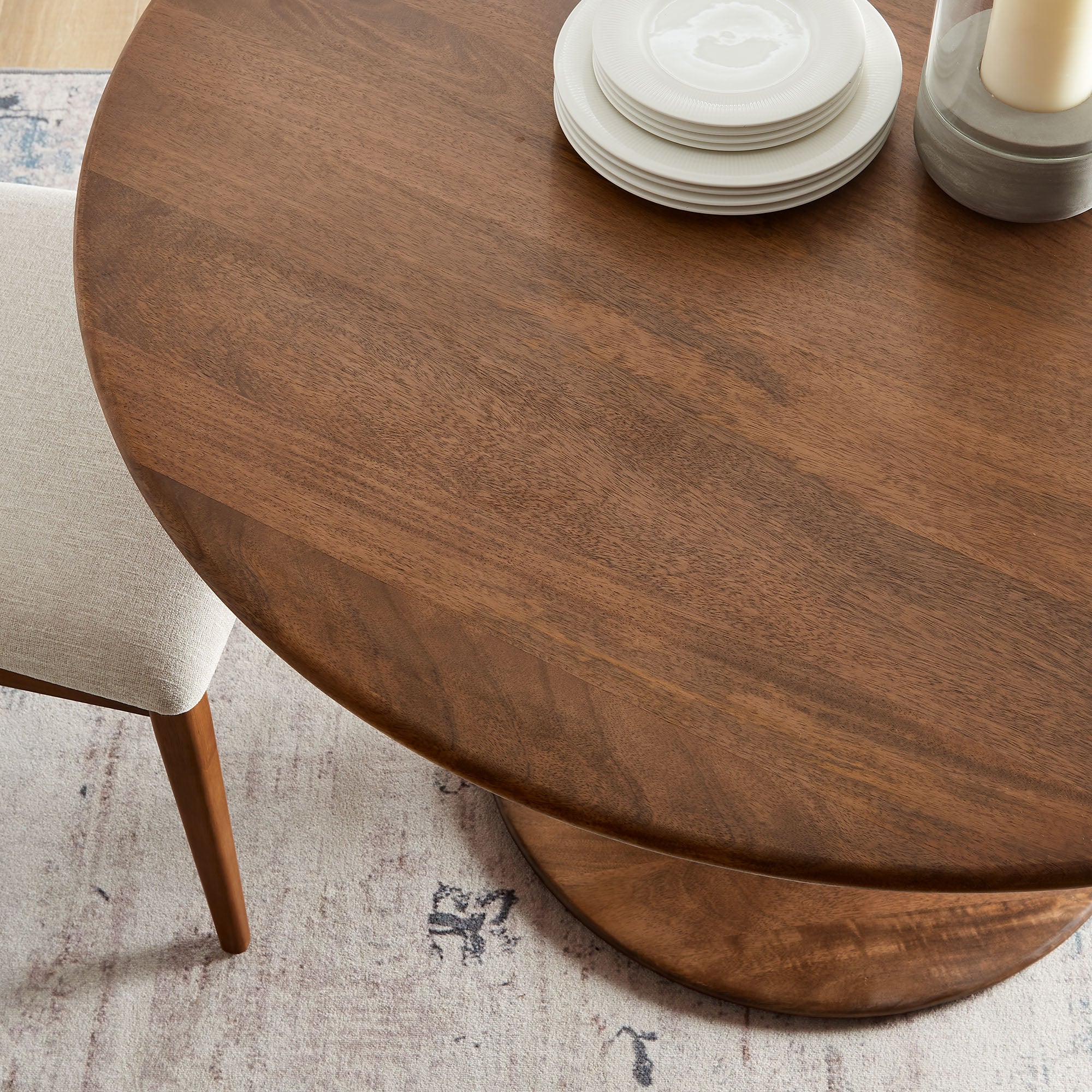 Modway Lippa 48" Round Solid Wood Dining Table
