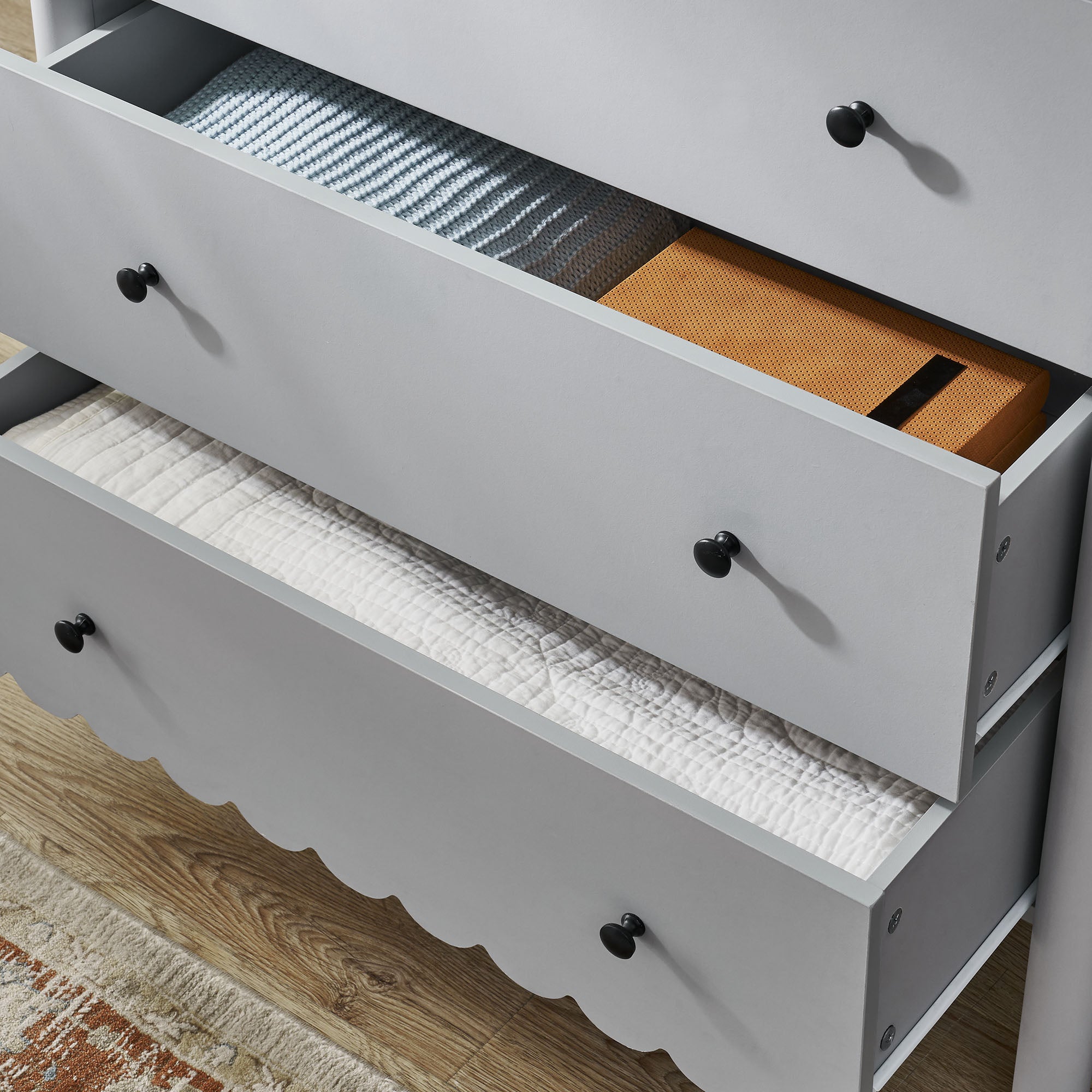 Modway Emmeline Scalloped 5-Drawer Chest
