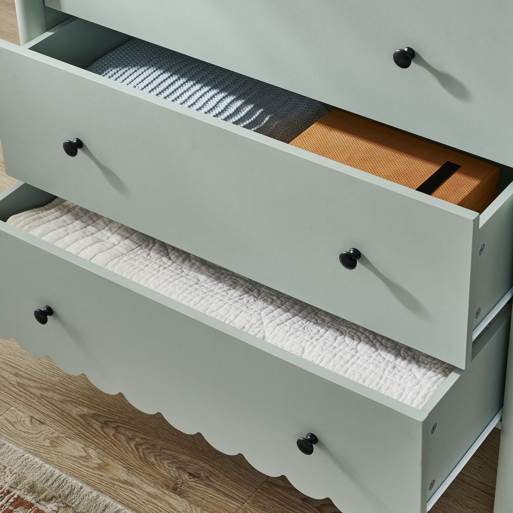 Modway Emmeline Scalloped 5-Drawer Chest