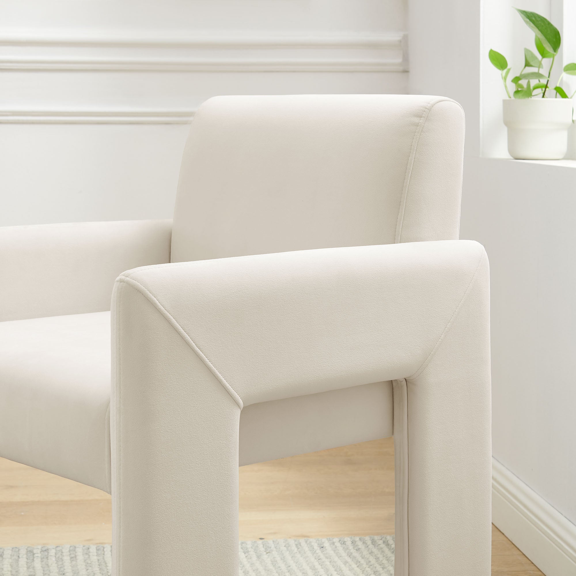 Modway EEI-7525 Daven Stain-Resistant Performance Velvet Dining Armchair