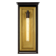 Freeport XL Wall Lantern