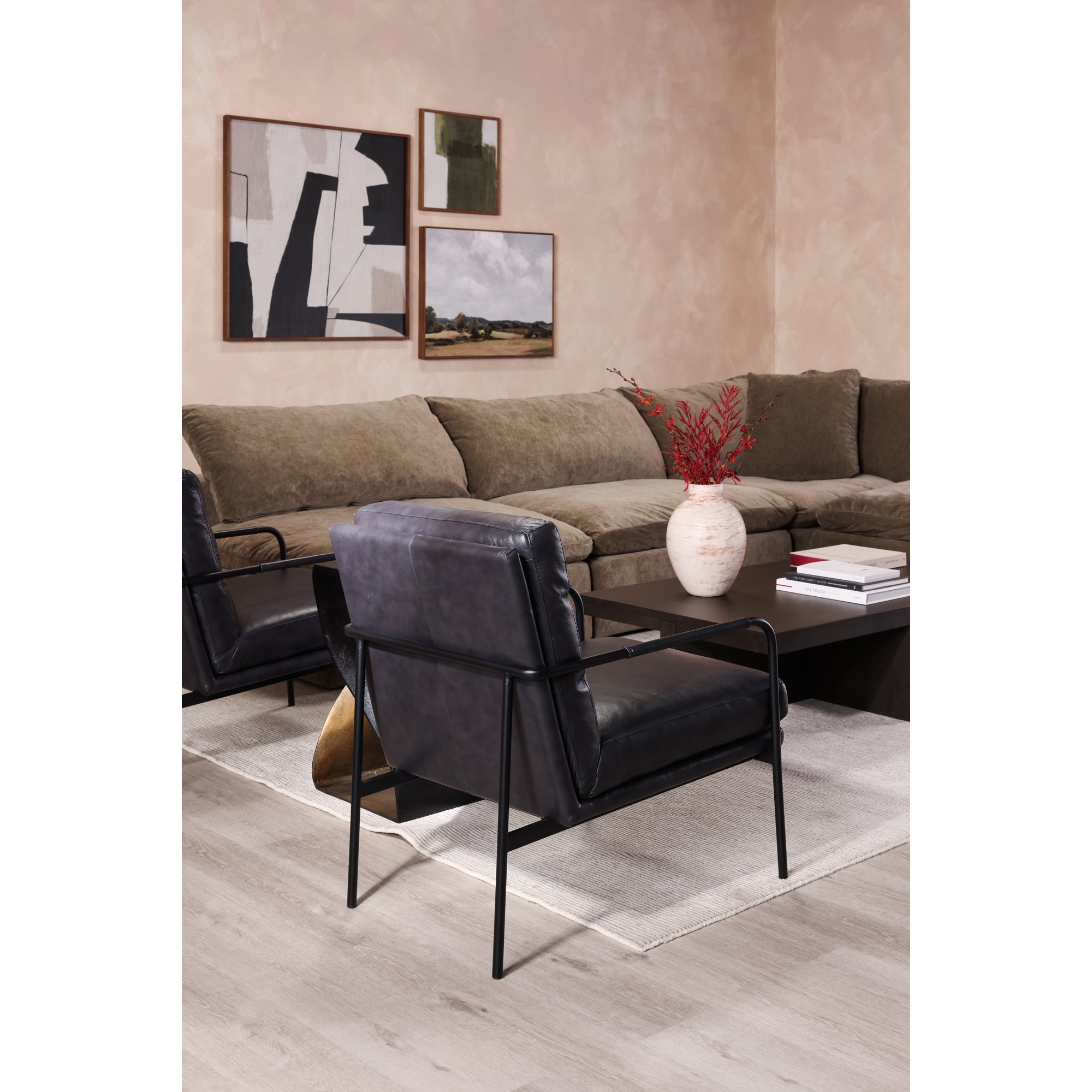 Moes Verlaine Chair Raven Black EQ-1013-02
