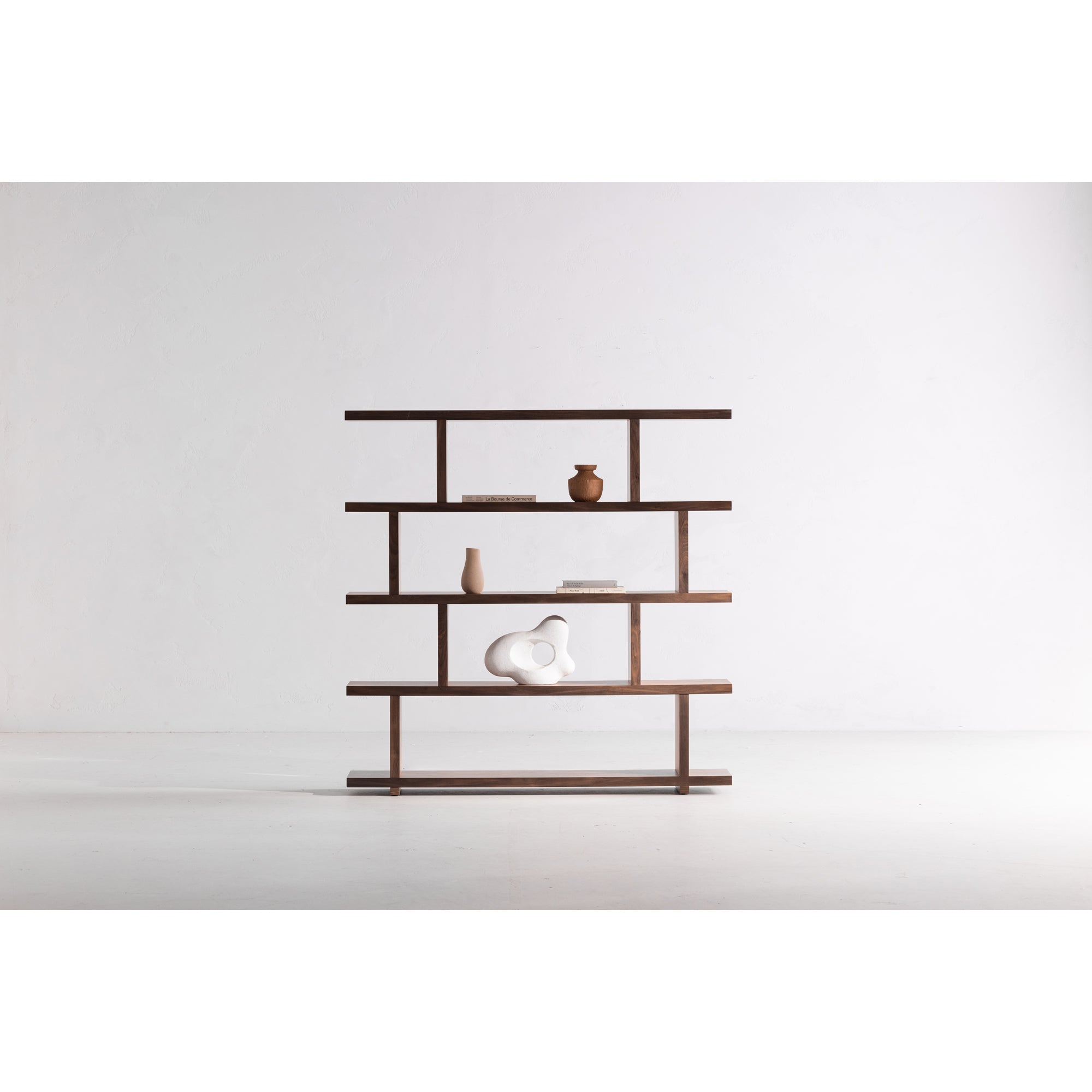 Moes Miri Large Shelf Walnut ER-1073-03