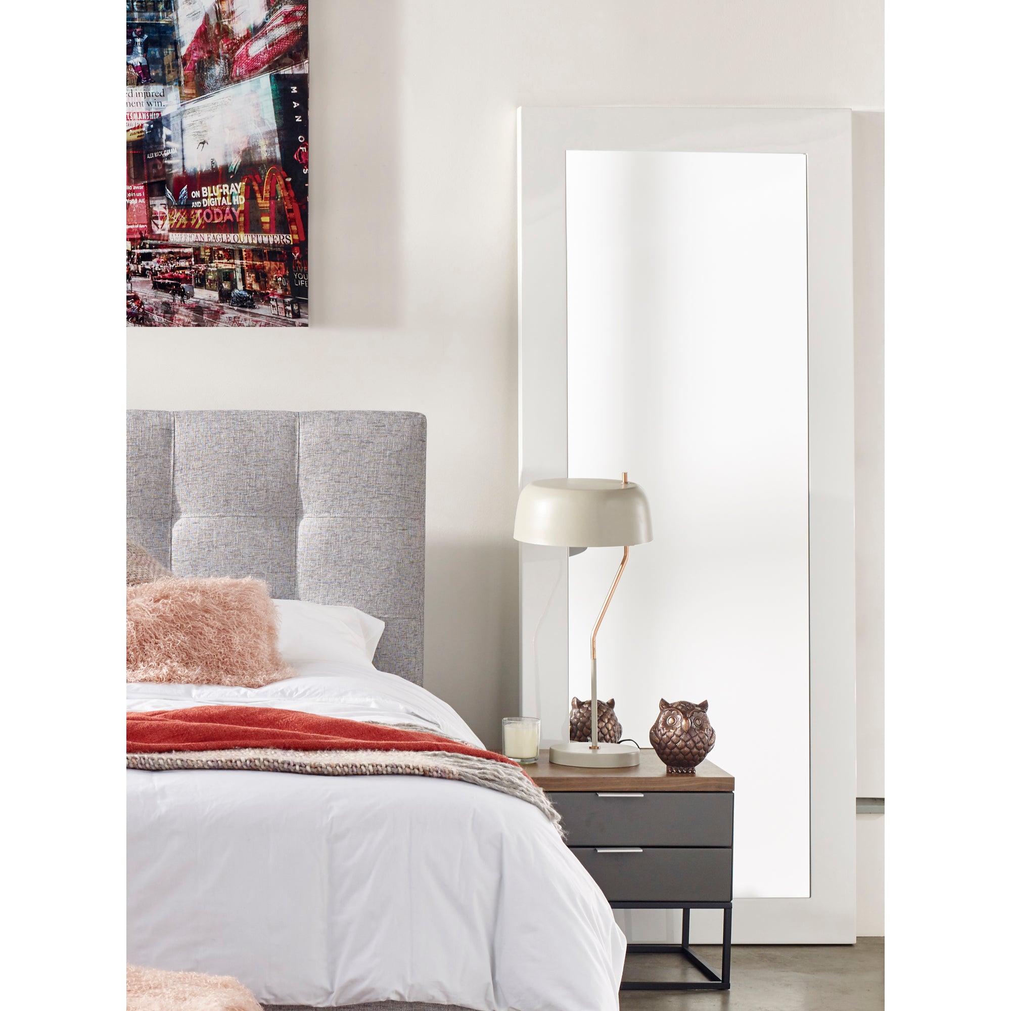 Moes Kensington Mirror Large ER-1145-18