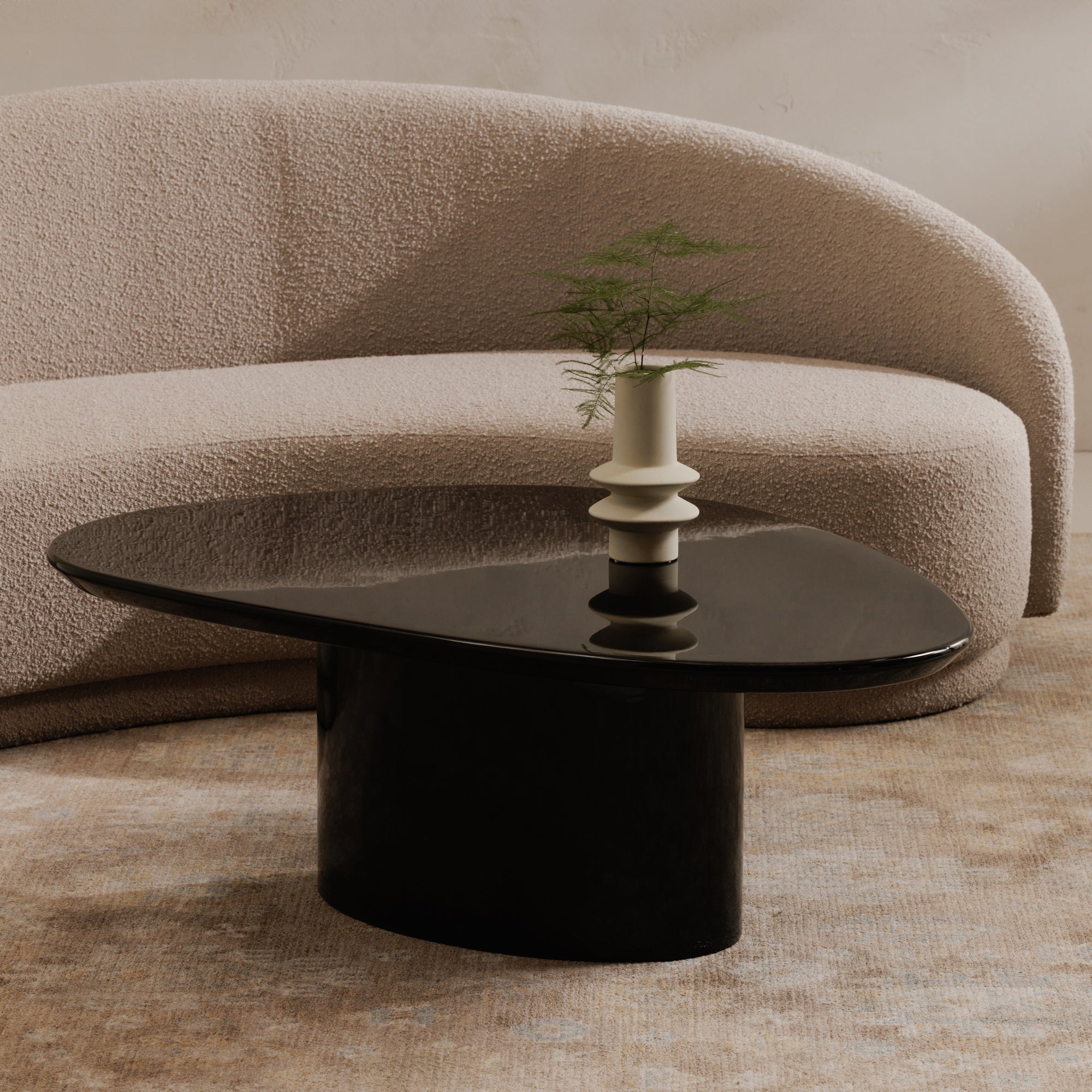 Moes Eden Coffee Table Black Lacquer EW-1017-02-0