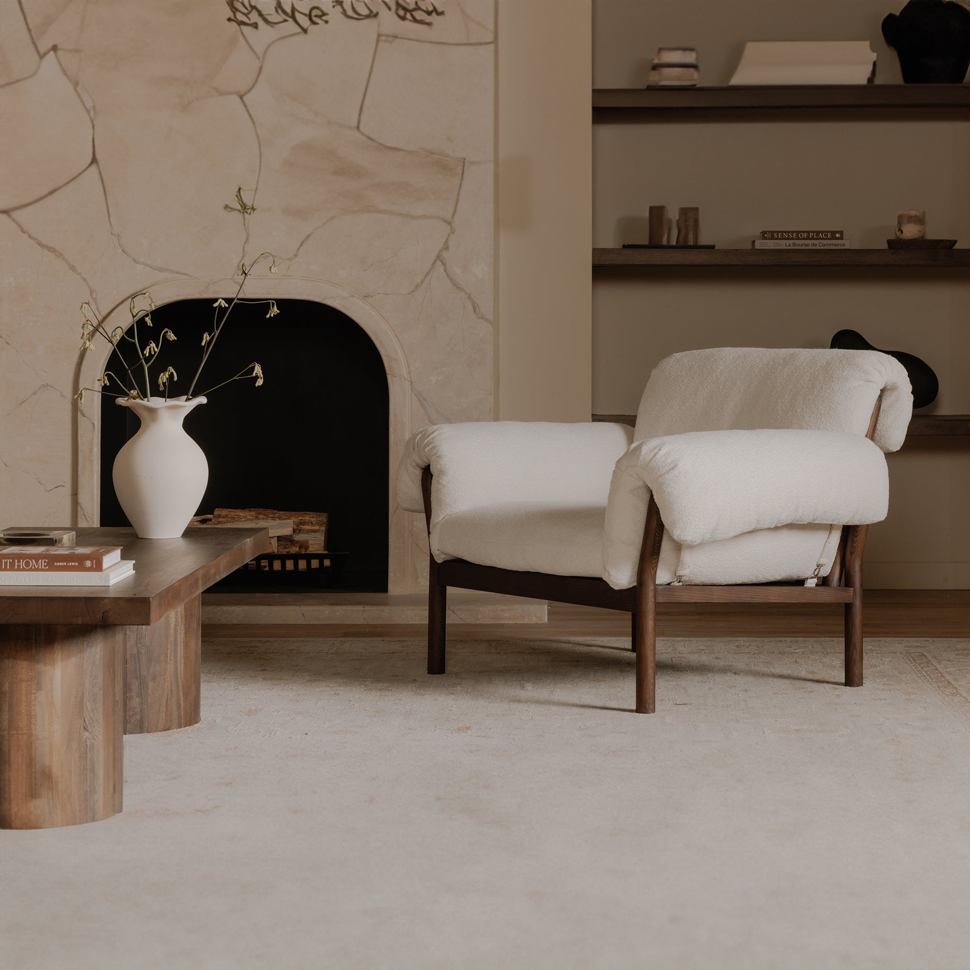Moes Cardero Lounge Chair Ivory EW-1038-05