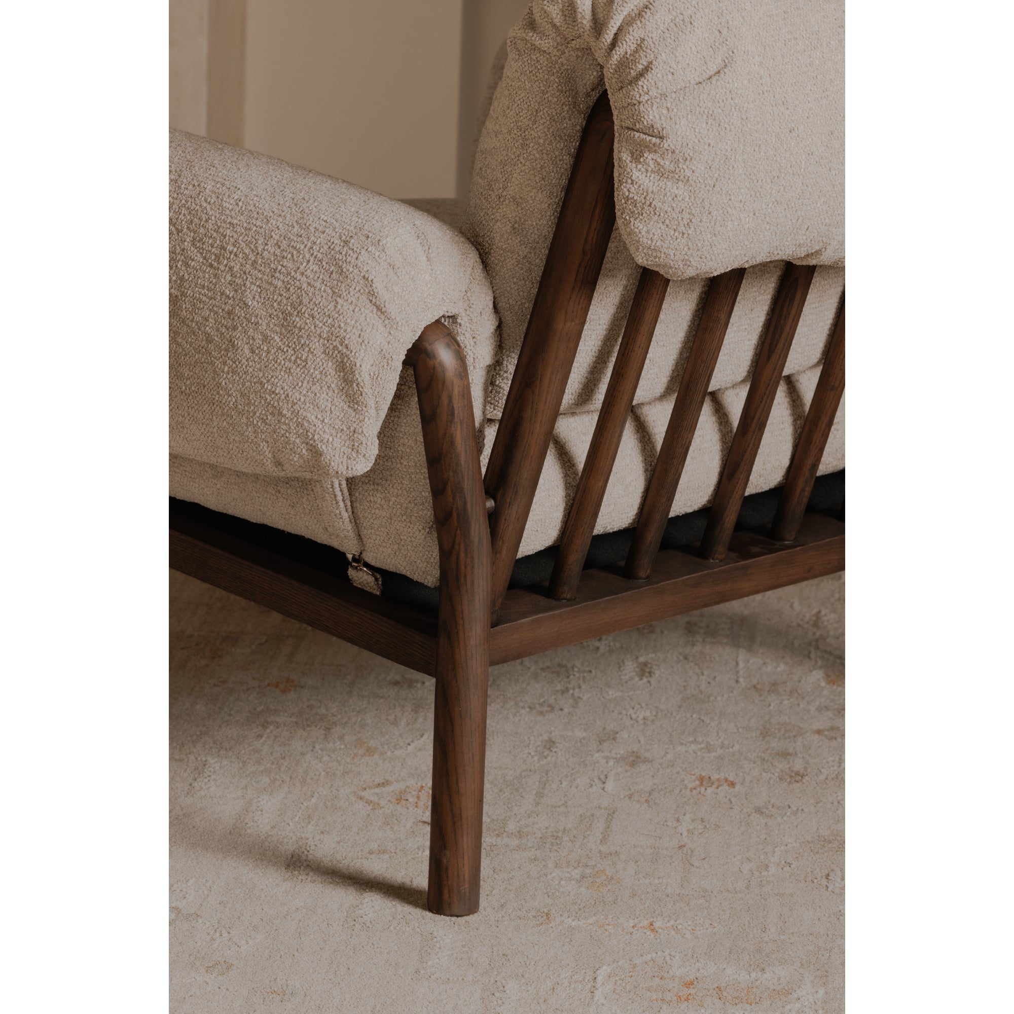 Moes Cardero Lounge Chair Beige EW-1038-34