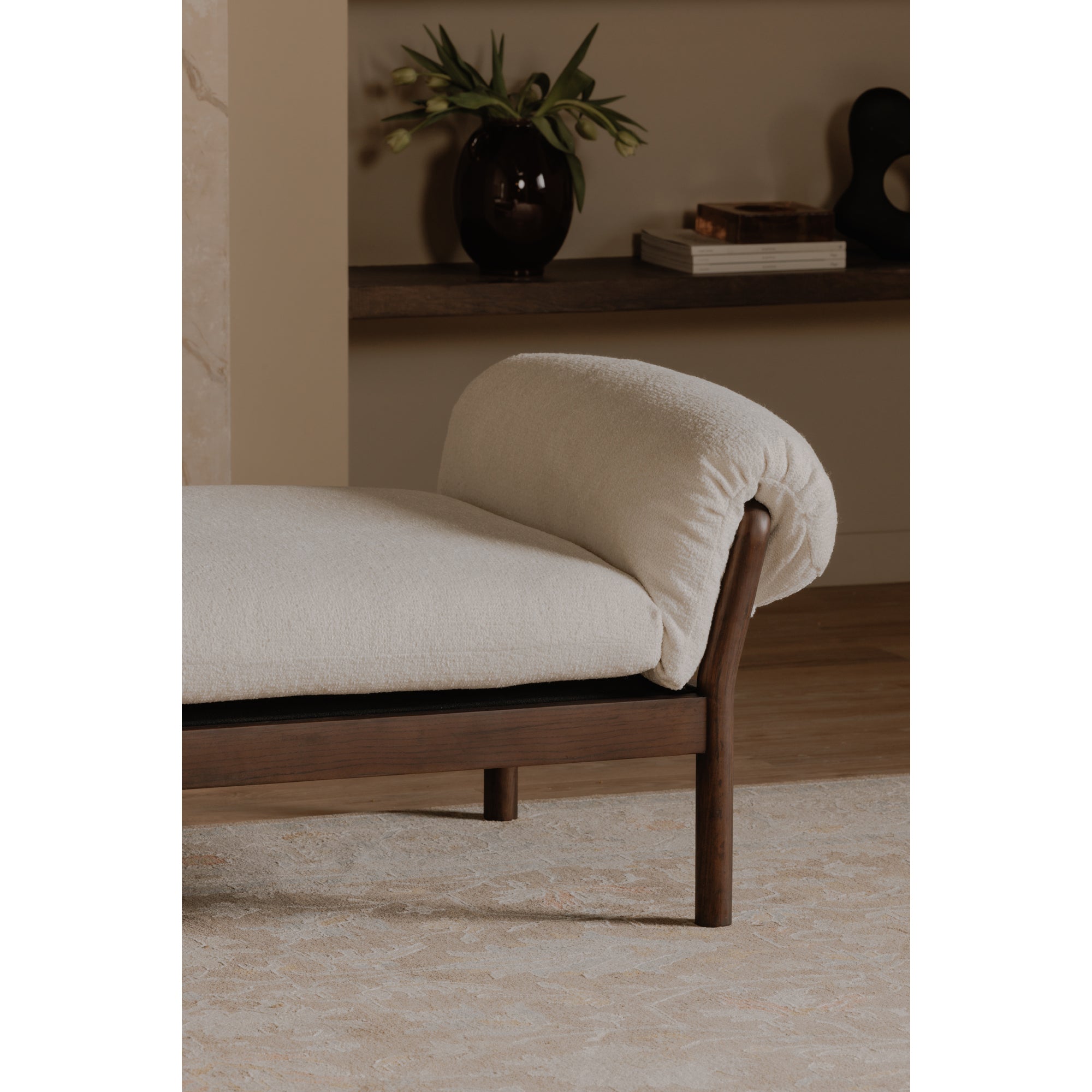 Moes Cardero Daybed Ivory EW-1039-05