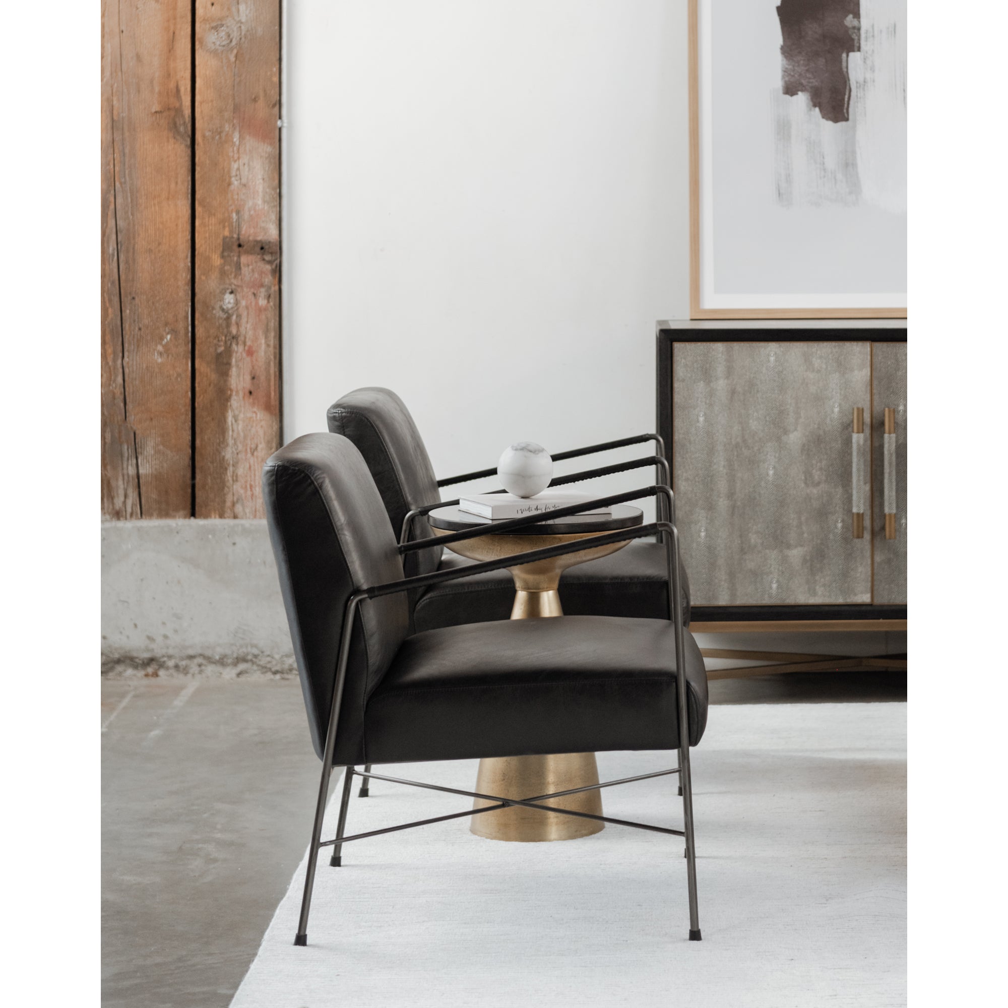 Moes Font Side Table Brass FI-1032-43