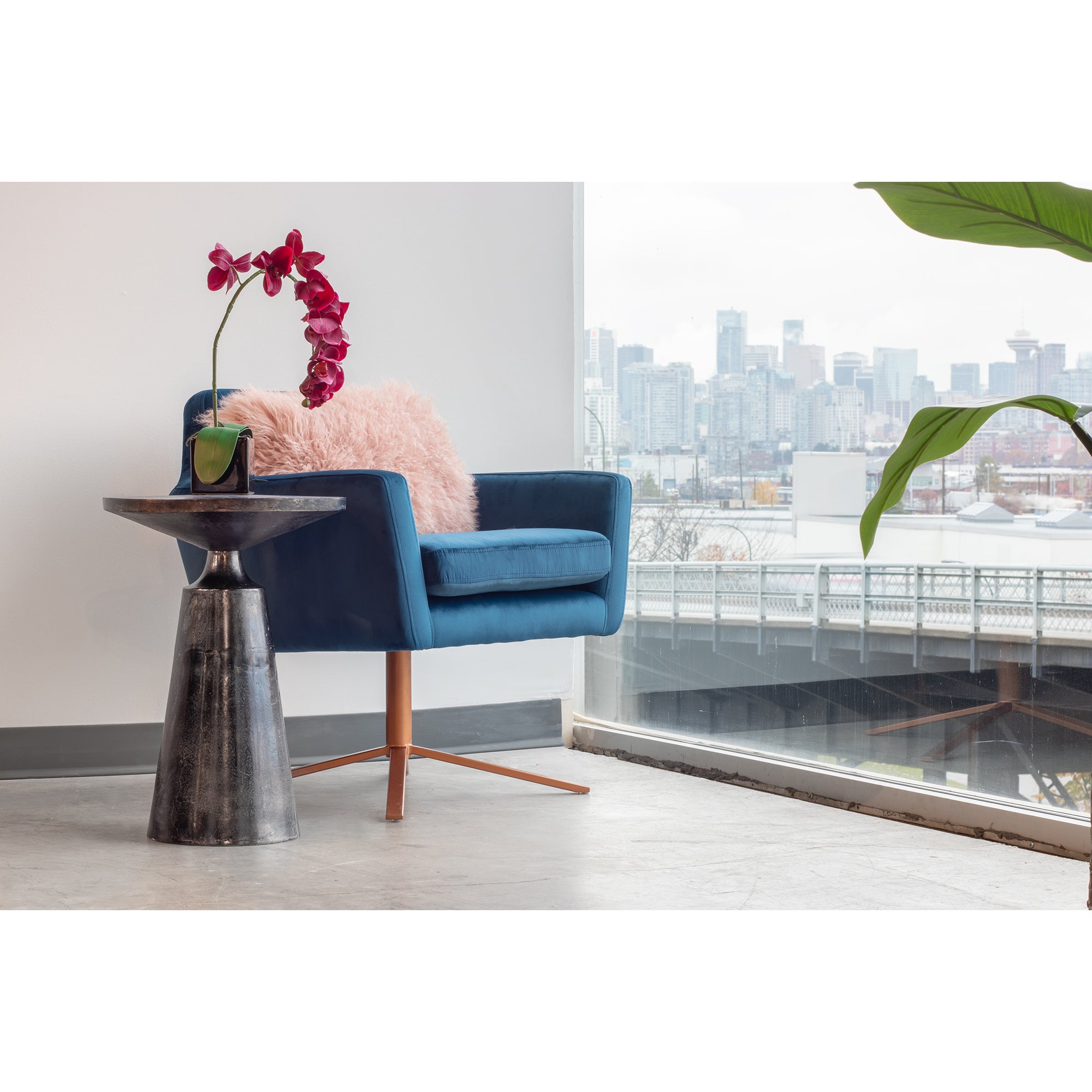 Moes Sonja Accent Table Charcoal Grey FI-1072-07