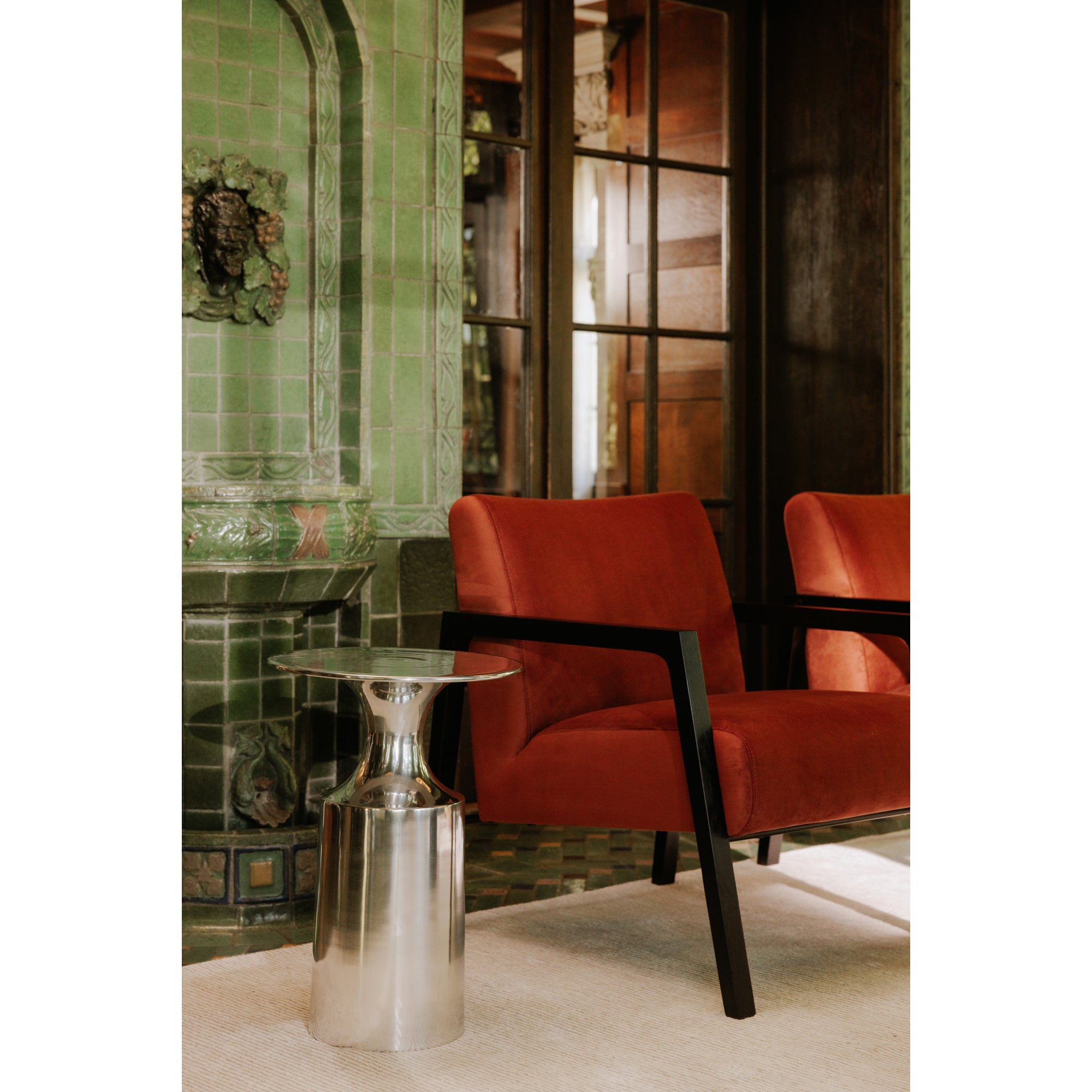 Moes Rassa Accent Table Polished Silver FI-1105-30