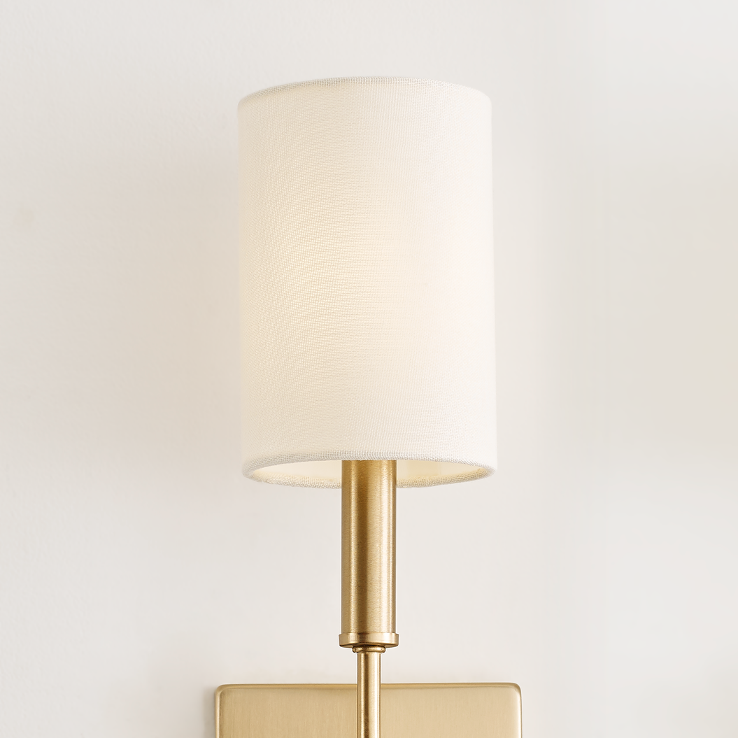 Greenwich One Light Wall / Bath Sconce
