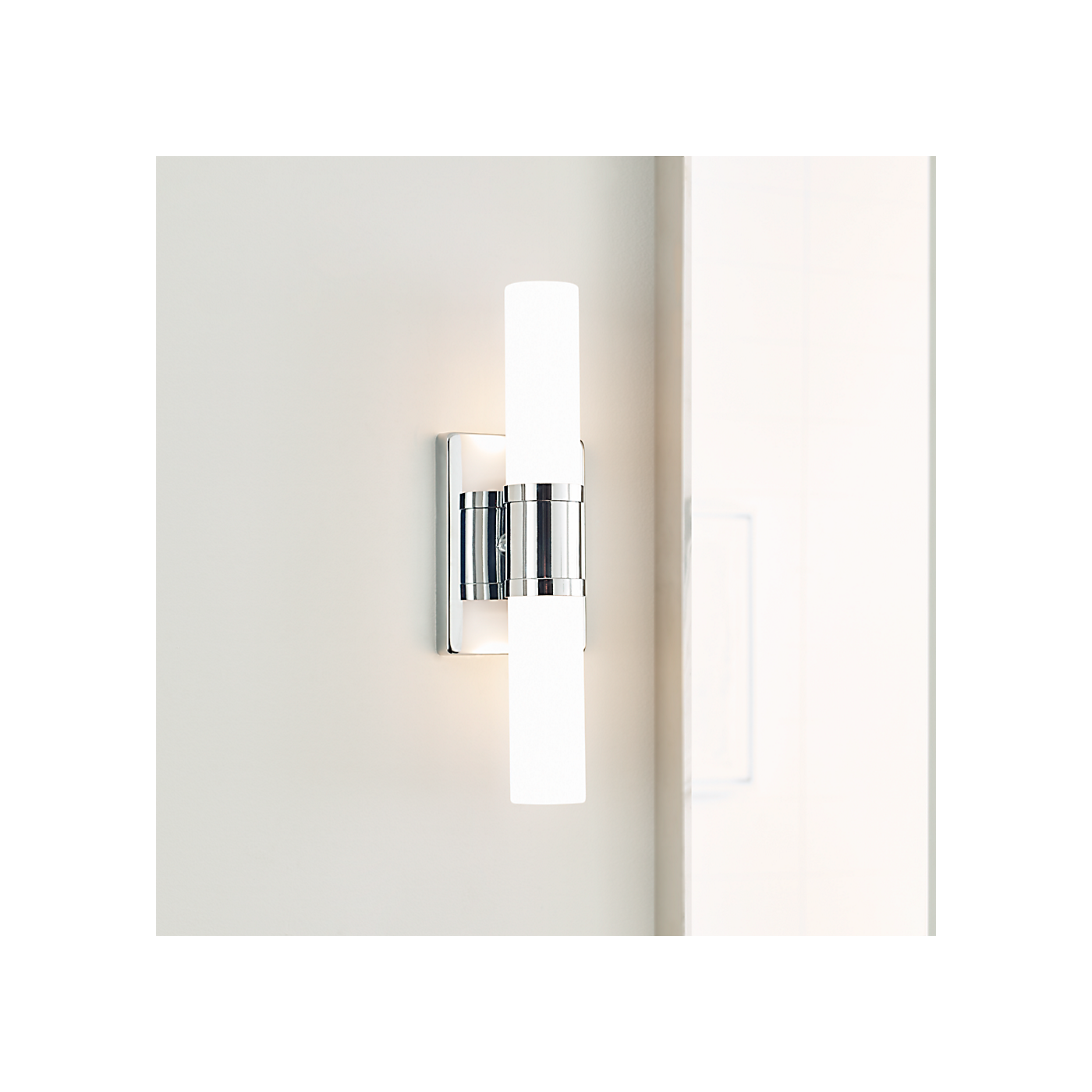 Visual Comfort Keaton 16" Bath Sconce