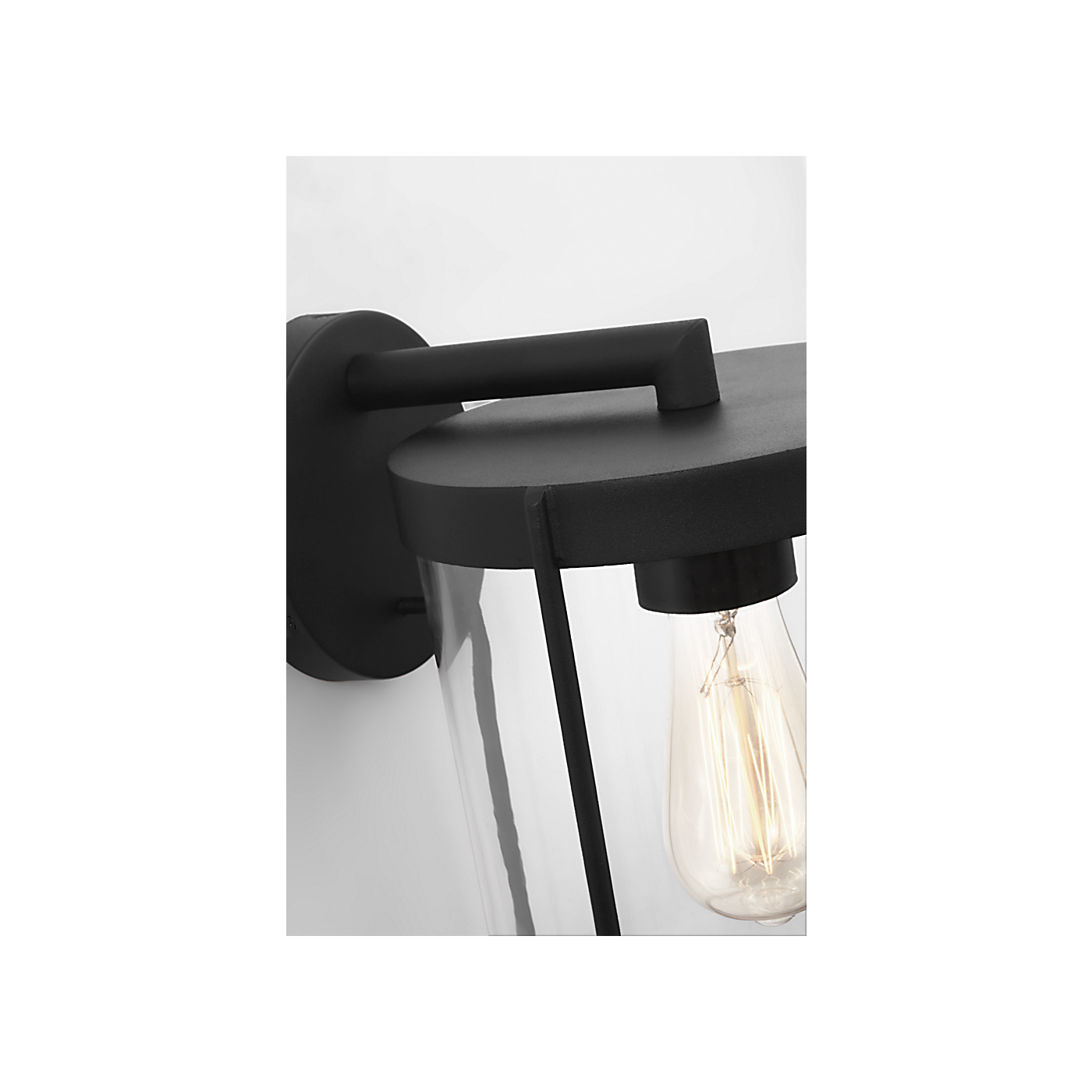 Visual Comfort Luning Medium Lantern