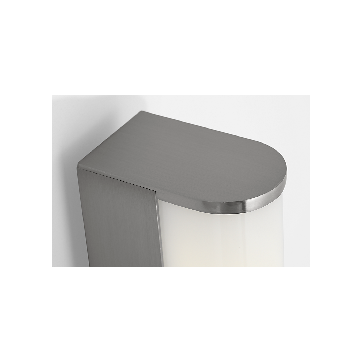 Visual Comfort Cavitt 18 LED Vanity