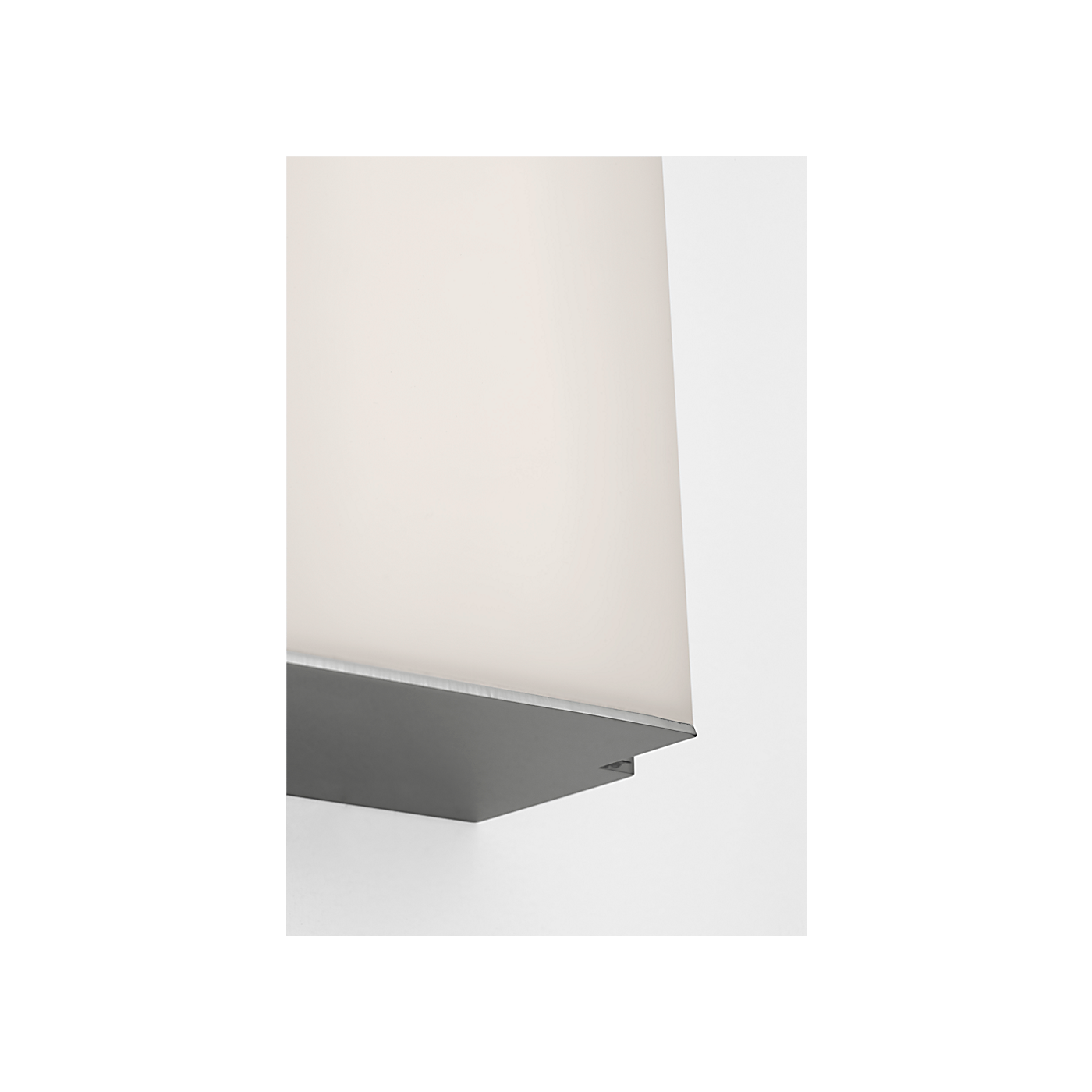 Visual Comfort Panna 18 Led Vanity