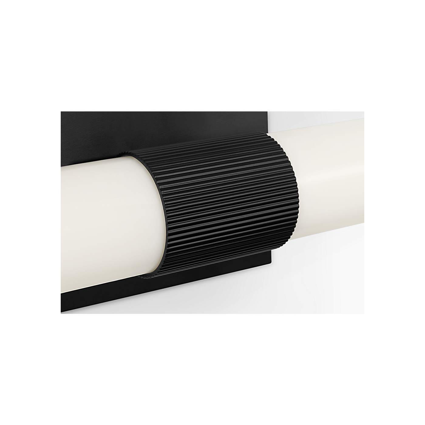 Visual Comfort Sarco 24 Led Vanity