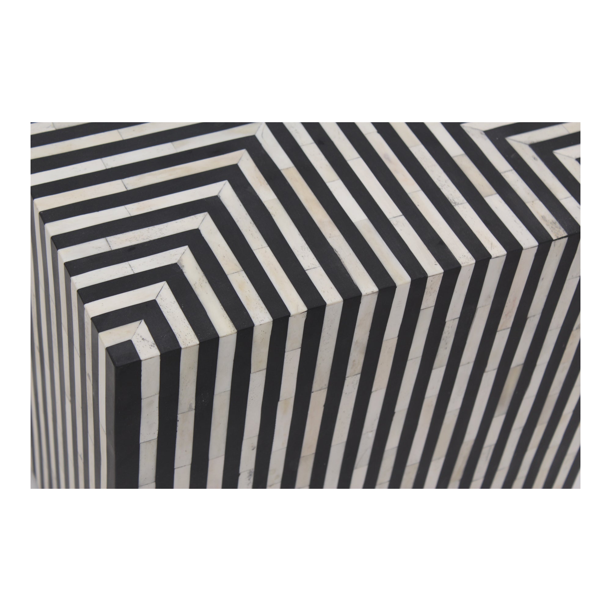 Moes Terning Side Table Black and White GZ-1149-37
